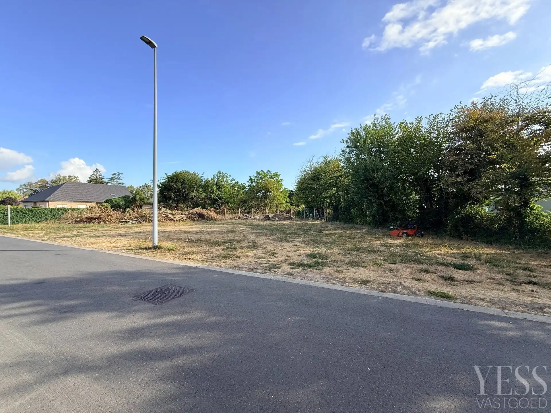 Bouwgrond voor 2 woningen foto 2