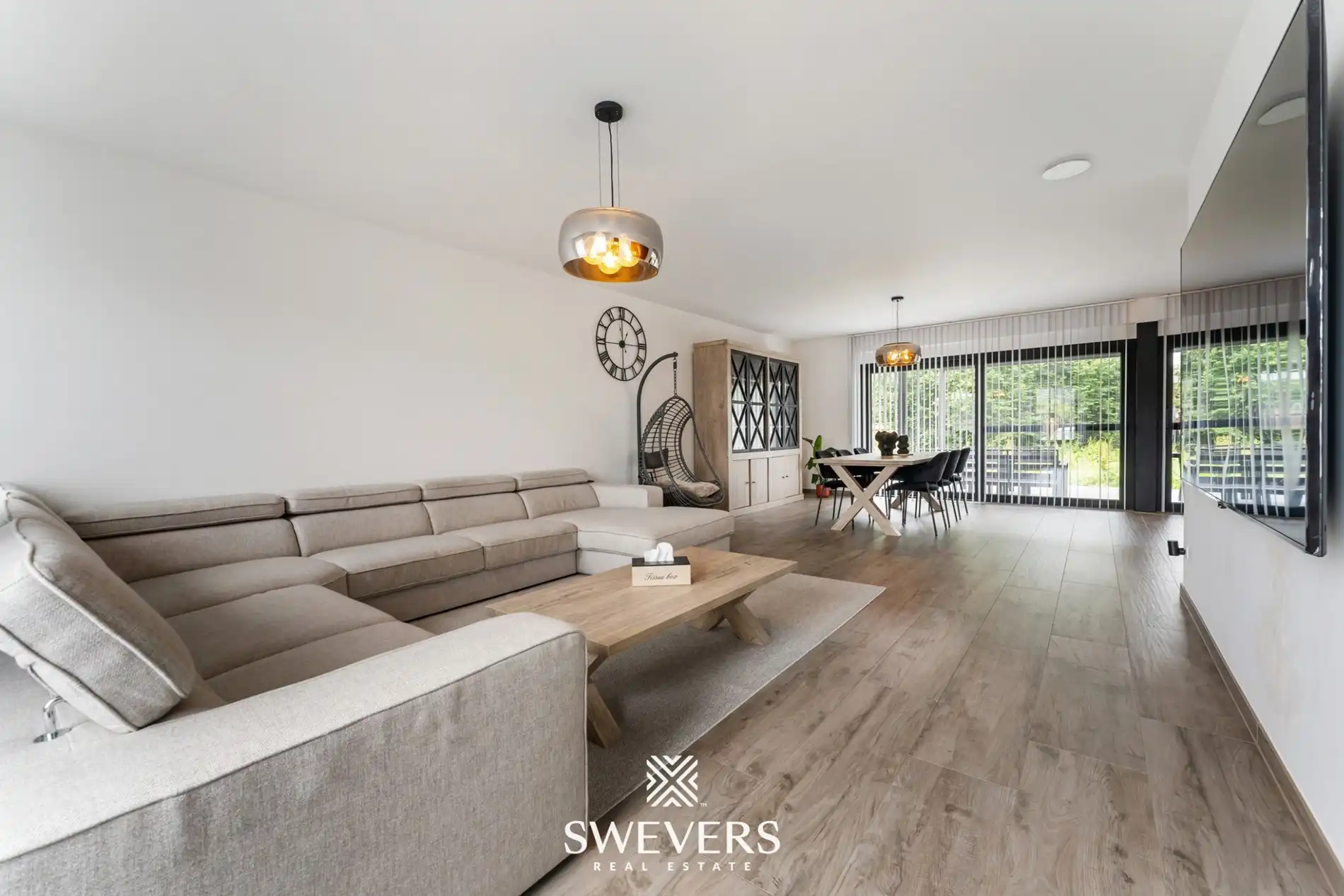 Ruime recente woning ( 314m²) op 6 are 80 ca in Paal  foto 4