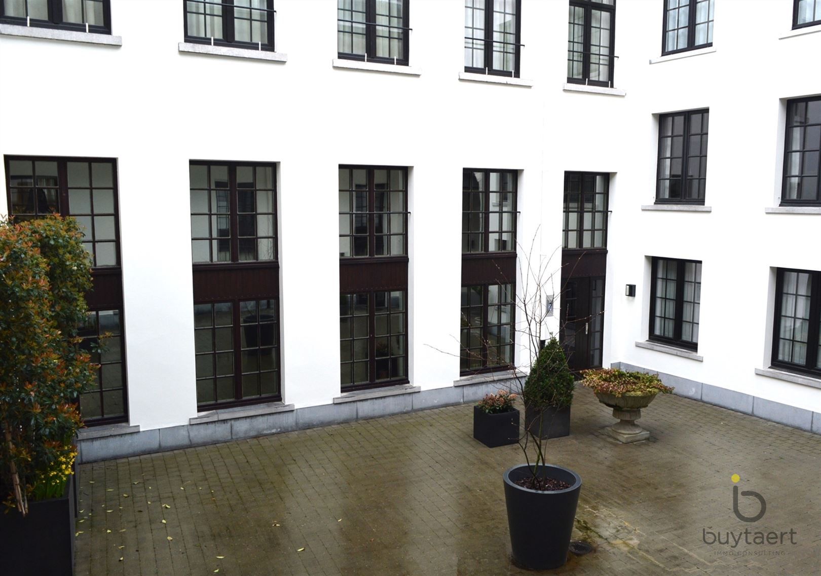 Toffe gemeubelde studio op prachtige locatie! foto 8
