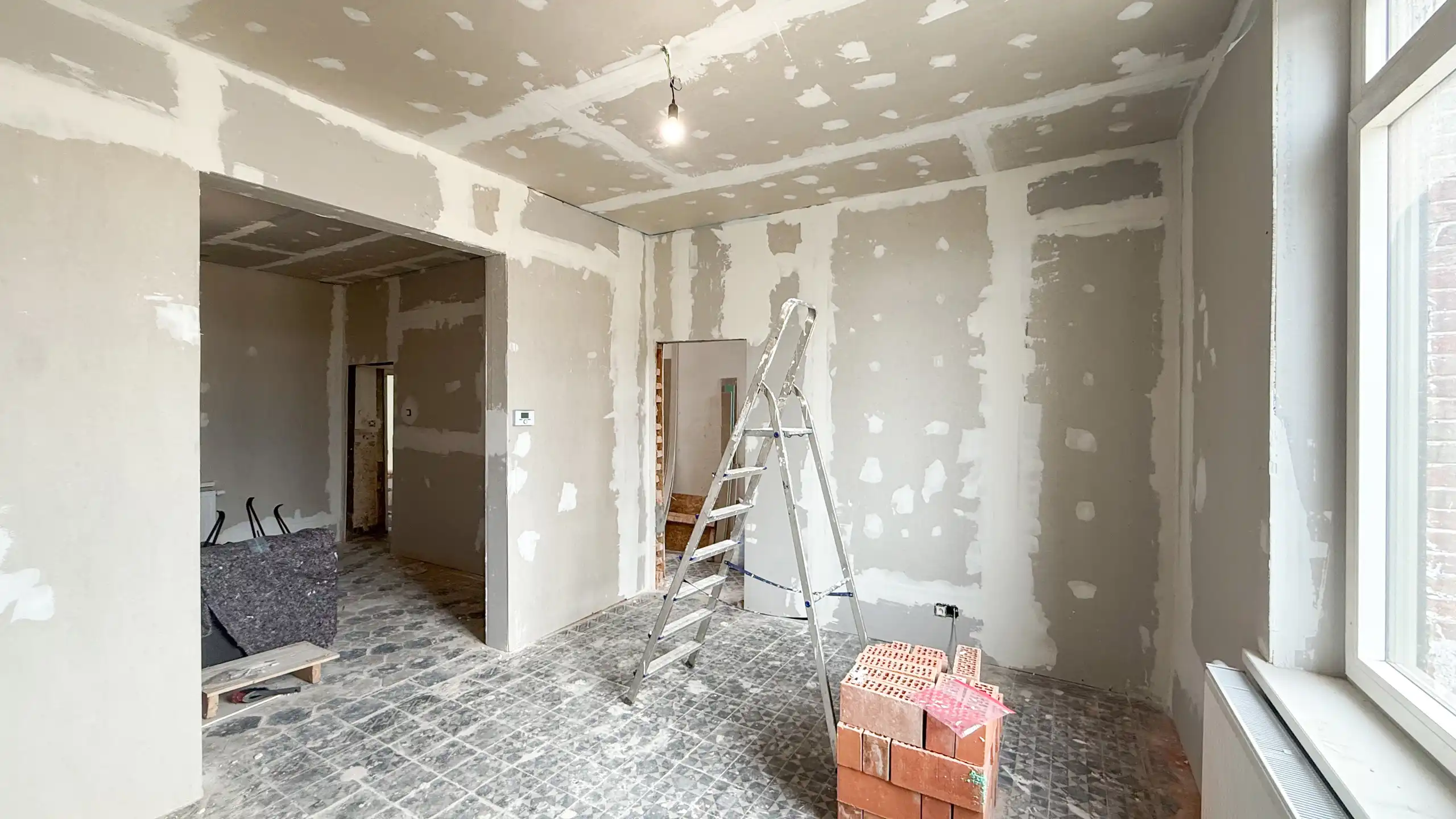 Woning met 2 slpks en ruimte voor eigen afwerking! foto 2