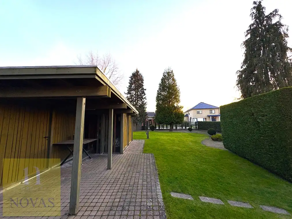 bouwgrond 5are64ca, pal aan het centrum in heel rustige straat foto 6