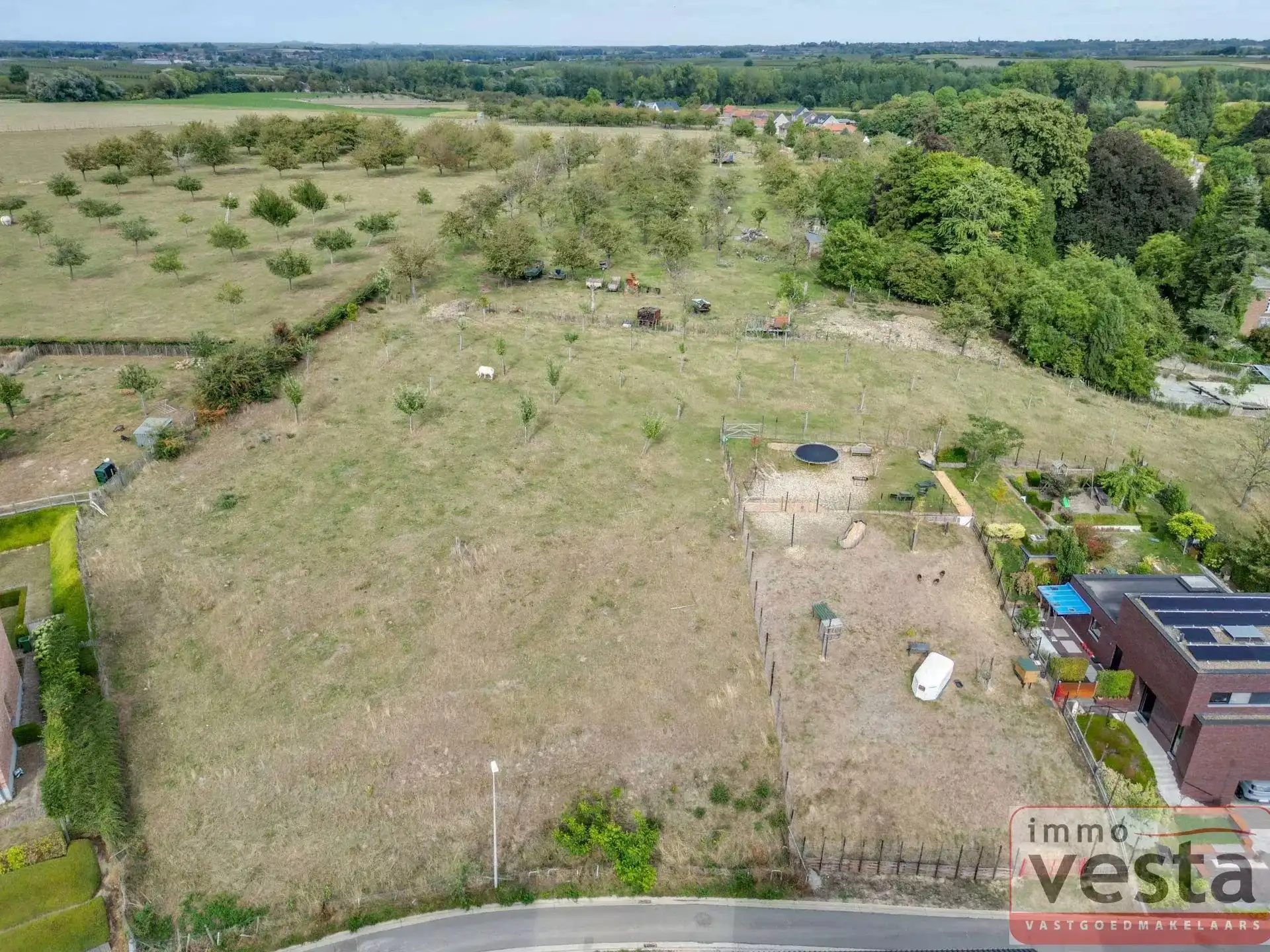 Ruim perceel bouwgrond met landelijke ligging foto 6