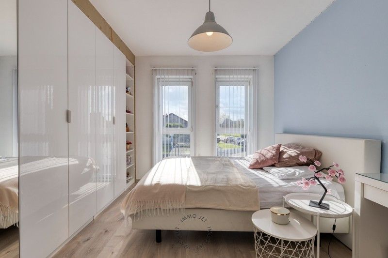 Moderne halfopen woning met 4 slaapkamers en zonnepanelen in Nieuwkerken-Waas foto 13