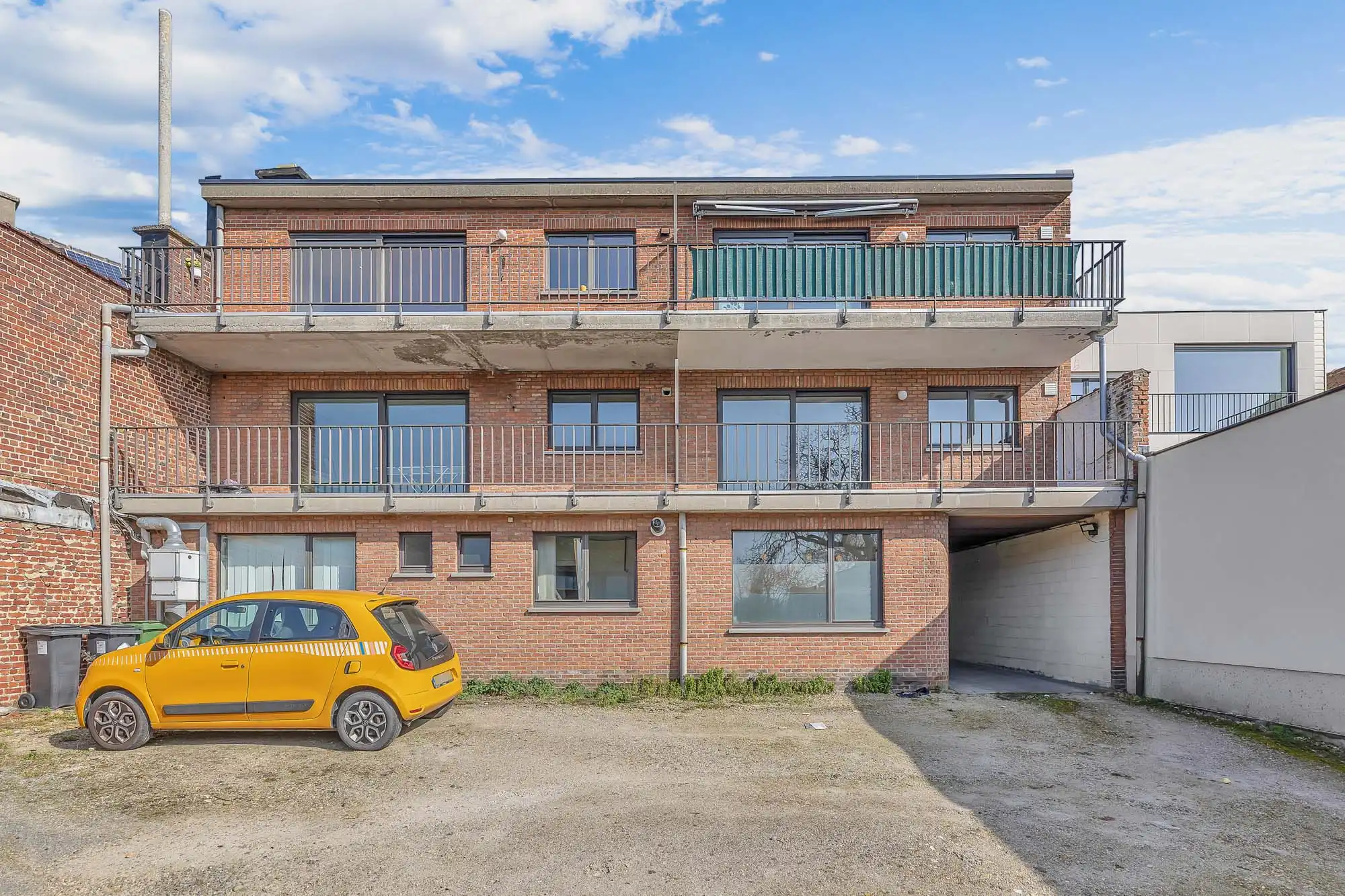 Ruim handelspand met ingebouwde kluis te koop in Moorsel foto 18