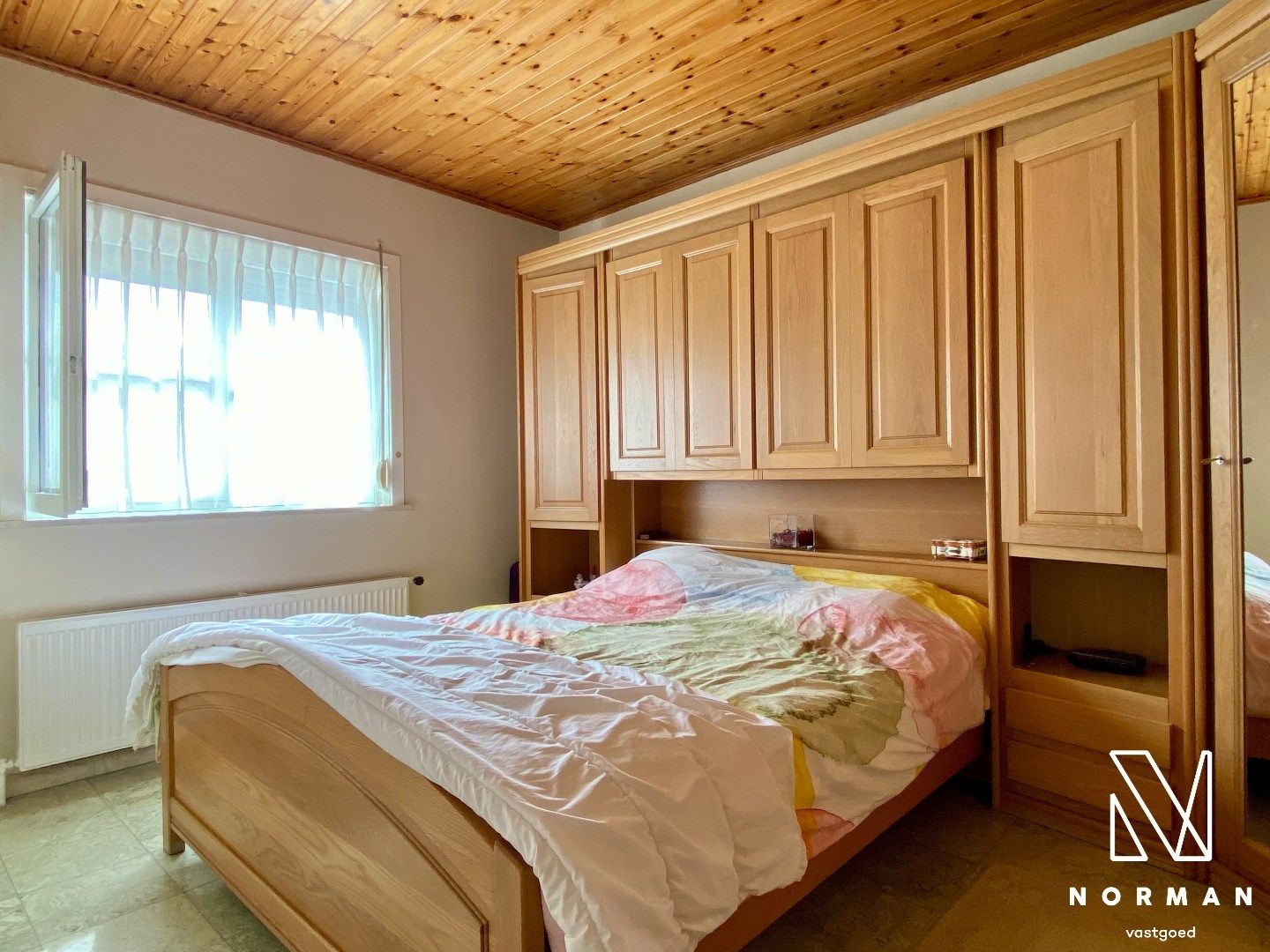 Gelijkvloerse alleenstaande woning in hartje van Hulste met 3 slaapkamers en garage foto 10