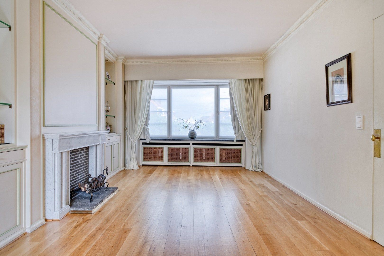 Statige woning in de Roterijstraat te Kortrijk met 223m² bew. Opp. foto 3