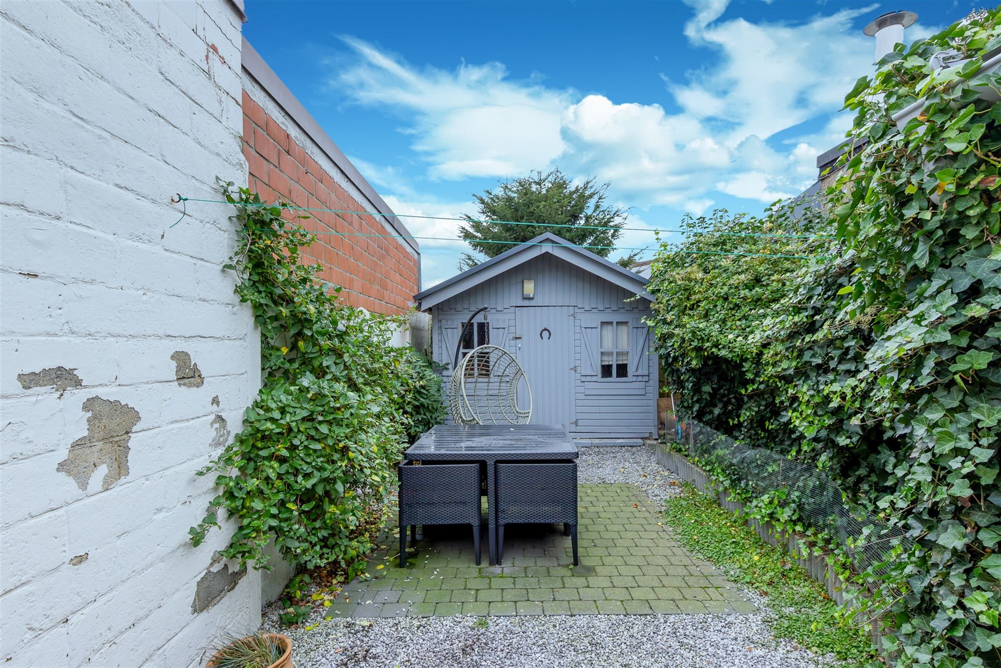 Prachtige woning met aangename buitenruimte foto 18