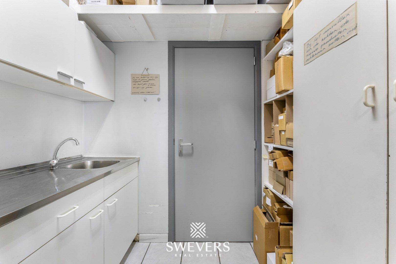 Commercieel pand met garage in centrum Beringen foto 12