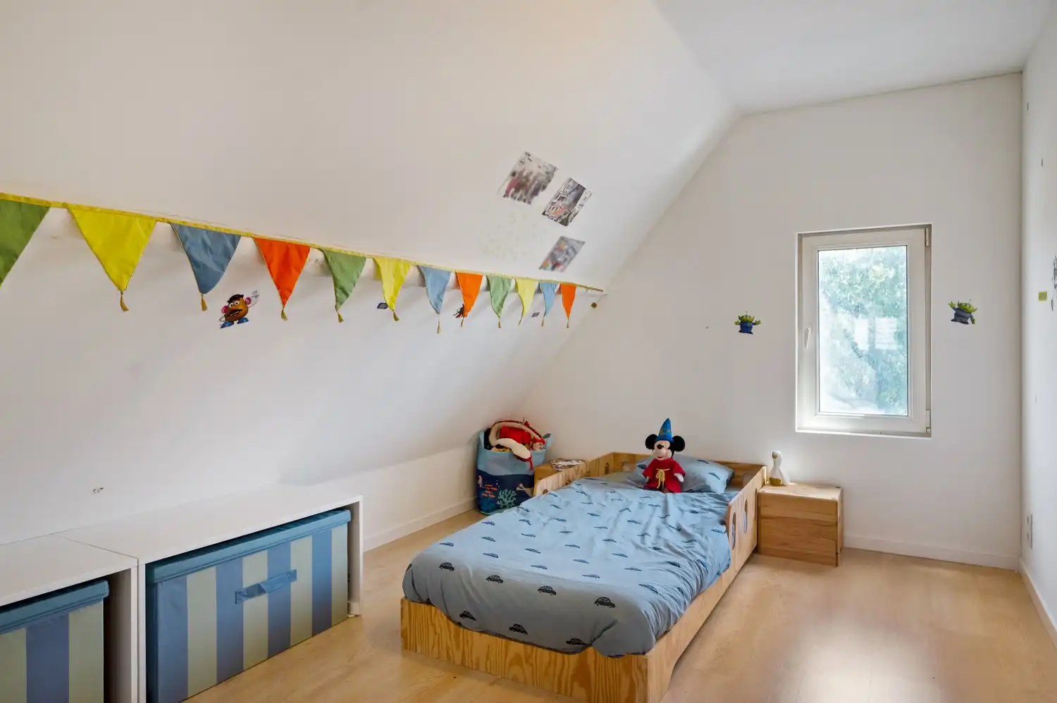 Recent gerenoveerde woning met 4 slaapkamers en ruime tuin foto 23