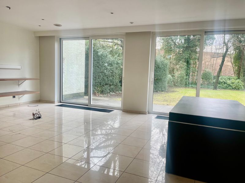 Villa met zee van ruimte , ideaal om te wonen + werken ! foto 10
