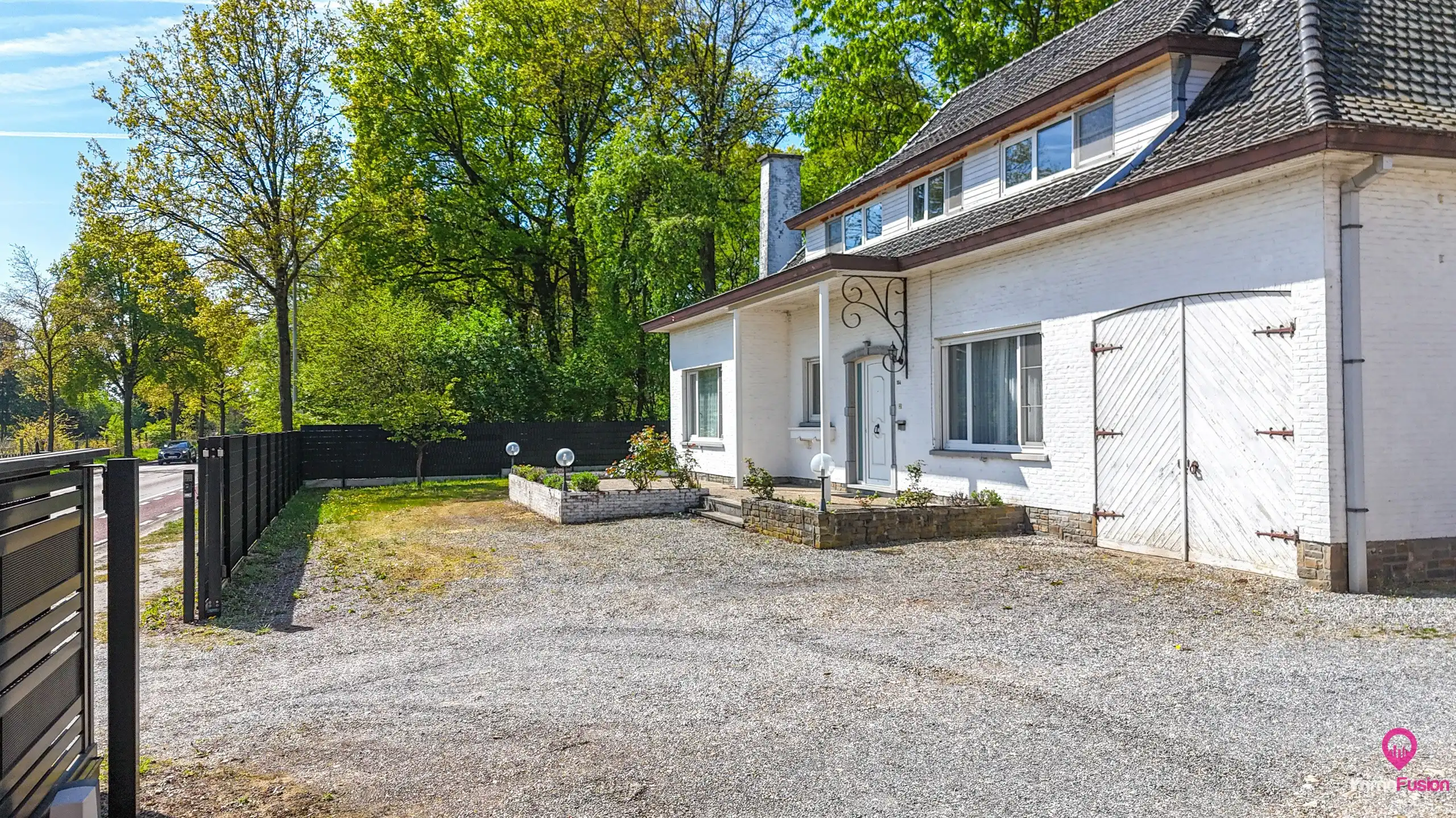 Ruime open bebouwing van 328m² met 5 slpk op toplocatie! foto 43