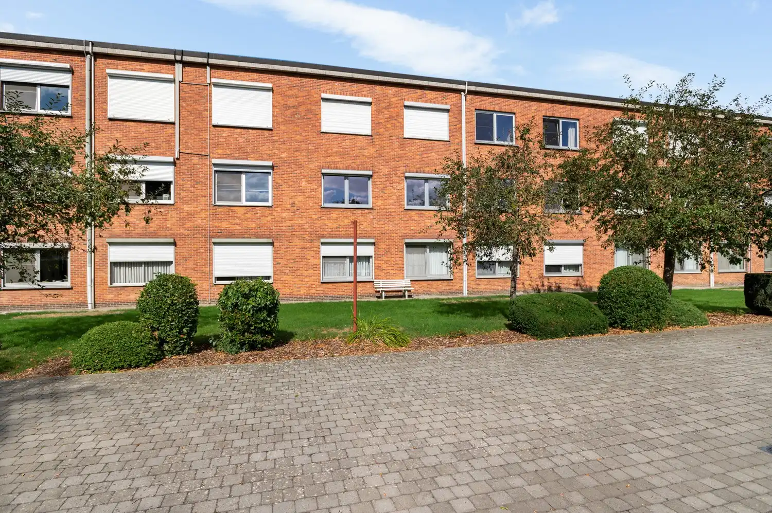Lichtrijk appartement op de eerste verdieping met terras, kelderberging en gemeenschappelijk zwembad! foto 20
