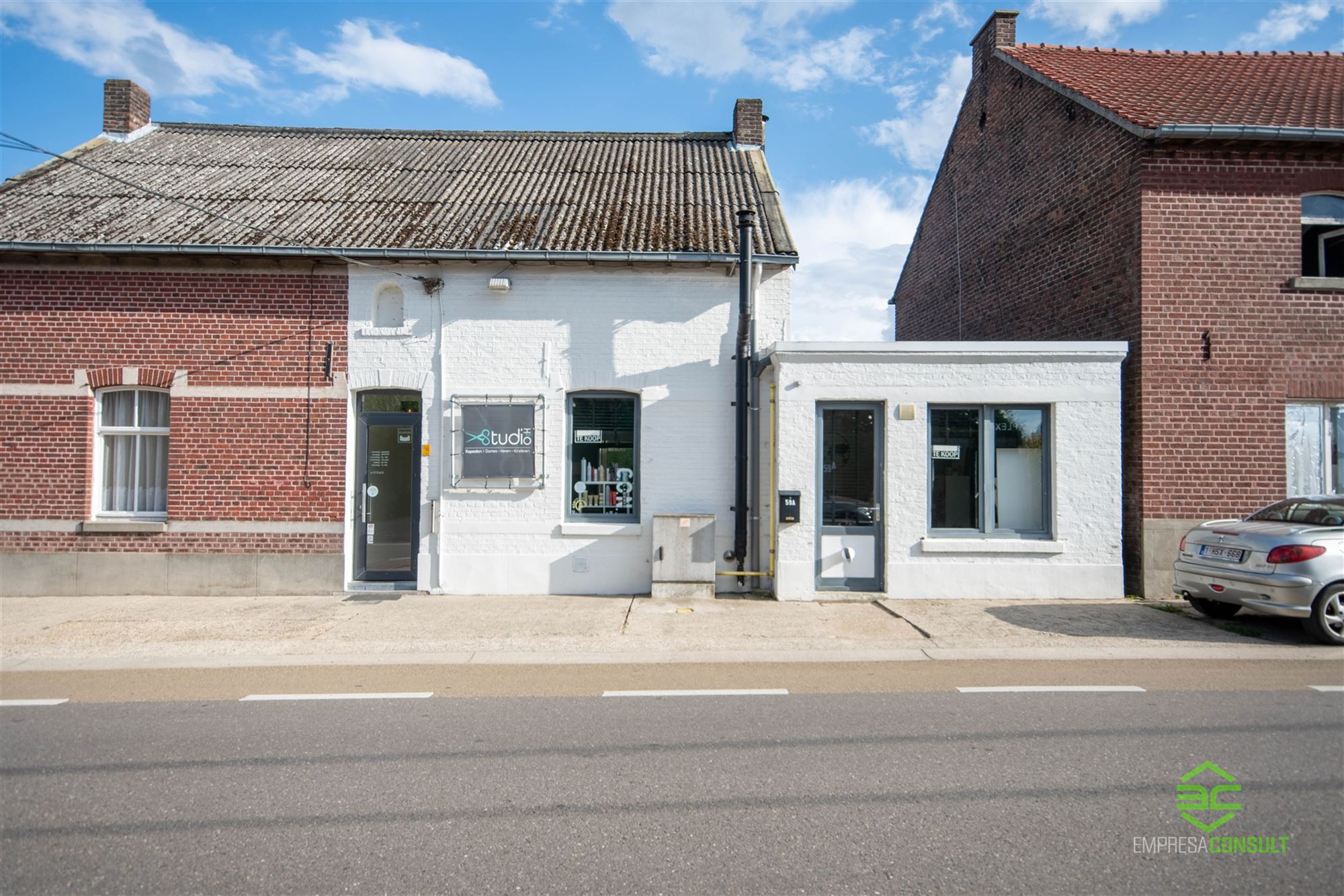 Compacte handelsruimte in Schakkebroek! foto {{pictureIndex}}