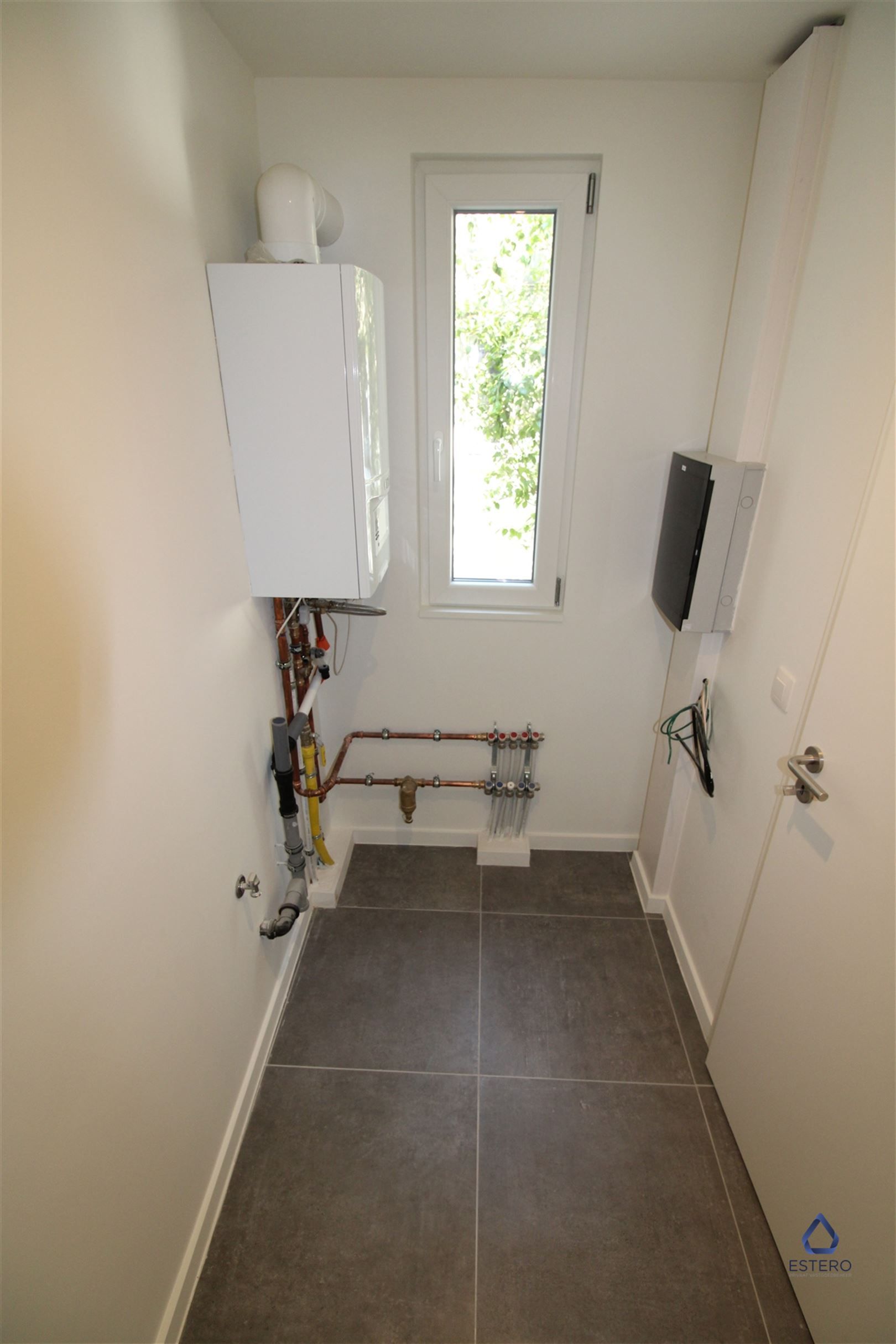 Ruim 1 slaapkamer appartement te Oostende foto 6