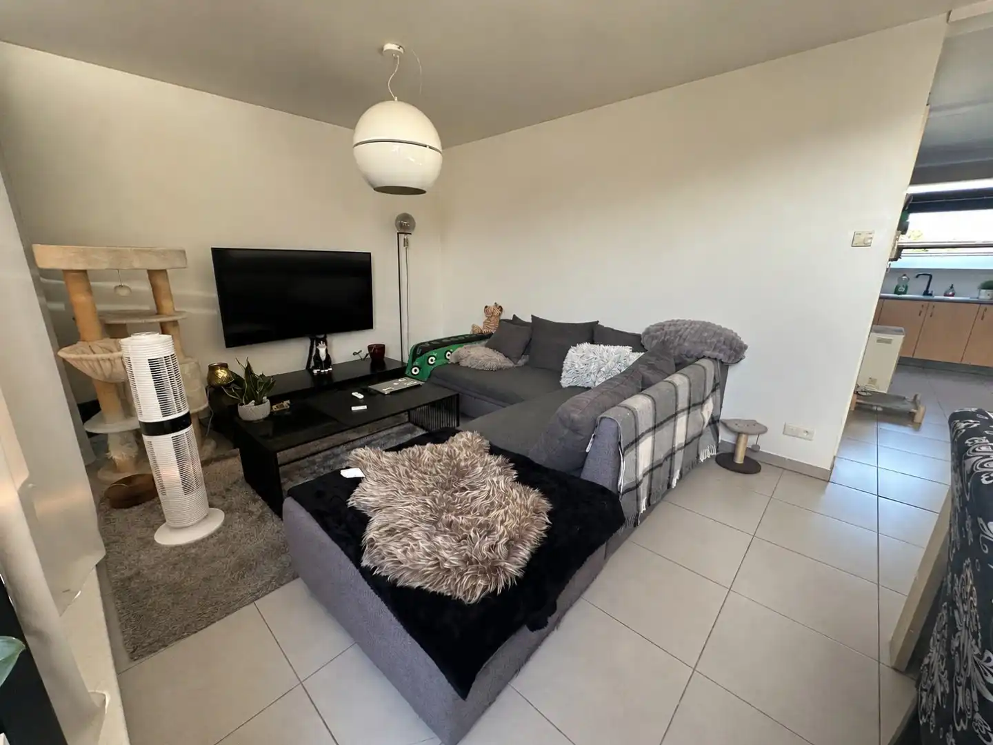 Instapklaar appartement met 1 slp en zonnig terras, centrum Torhout foto 3