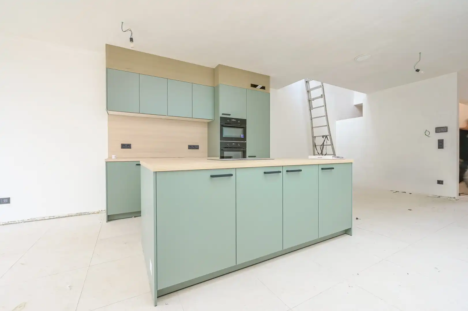 Nieuwbouwwoning met 3 slaapkamers en terras/ tuin – energiezuinig foto 3