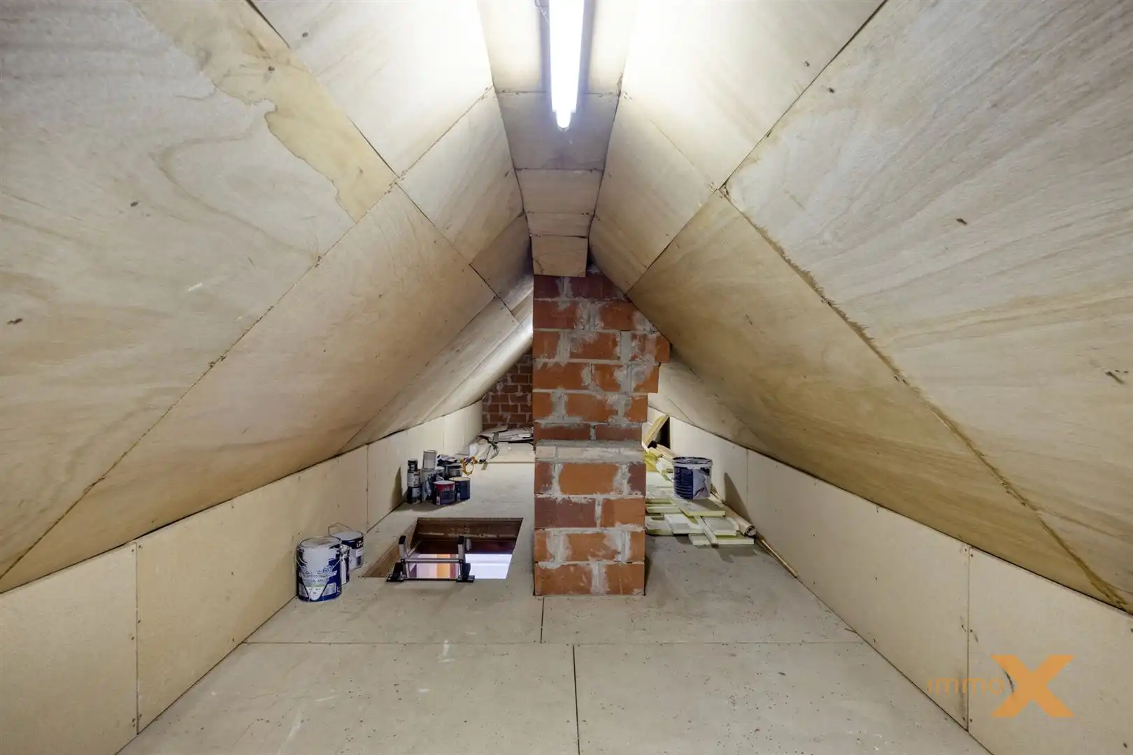 RESIDENTIEEL GELEGEN GEZINSWONING MET 3 SLPKS foto 23