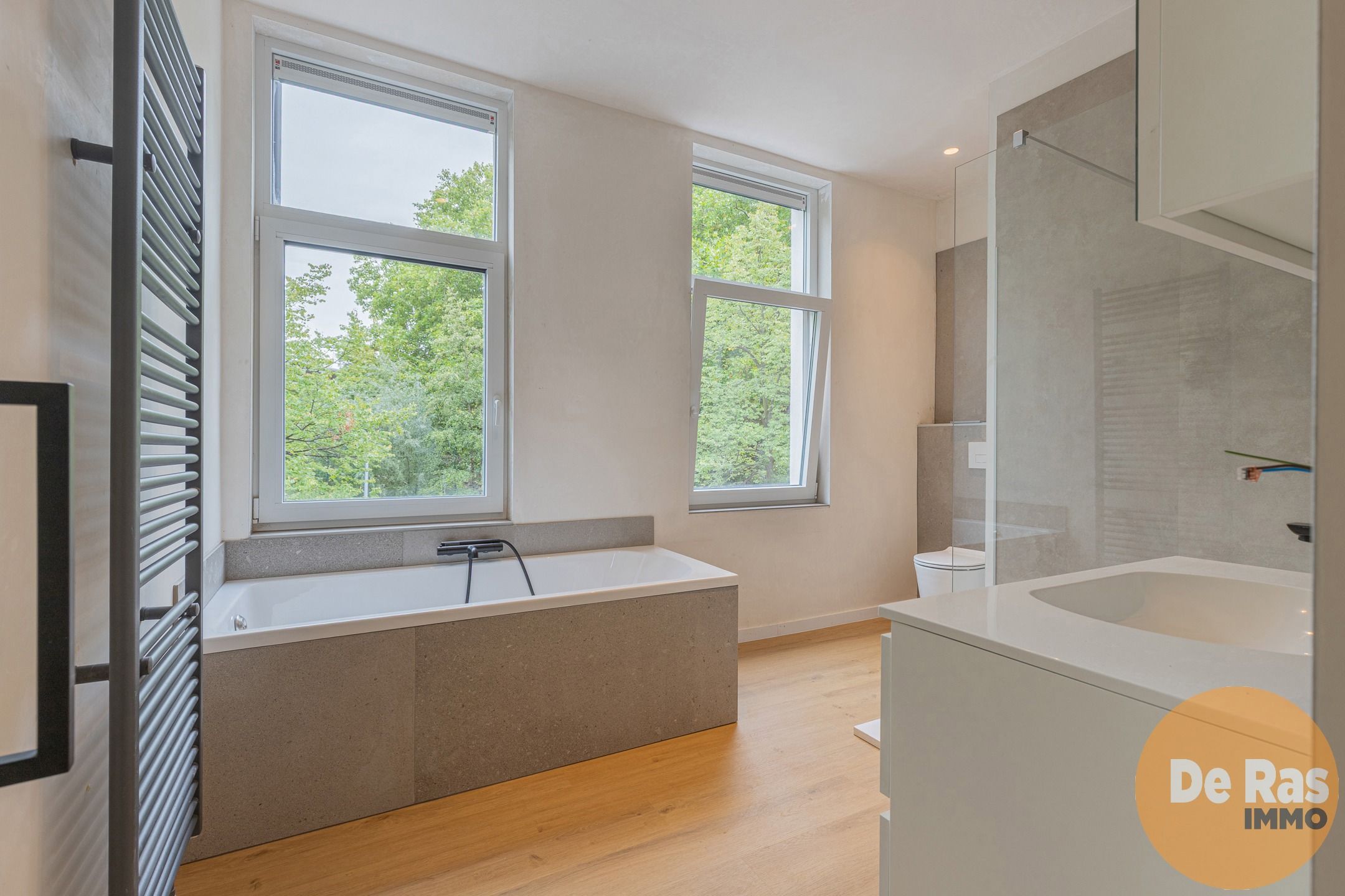 AALST - GERENOVEERDE GEZINSWONING MET TUINTJE foto 12