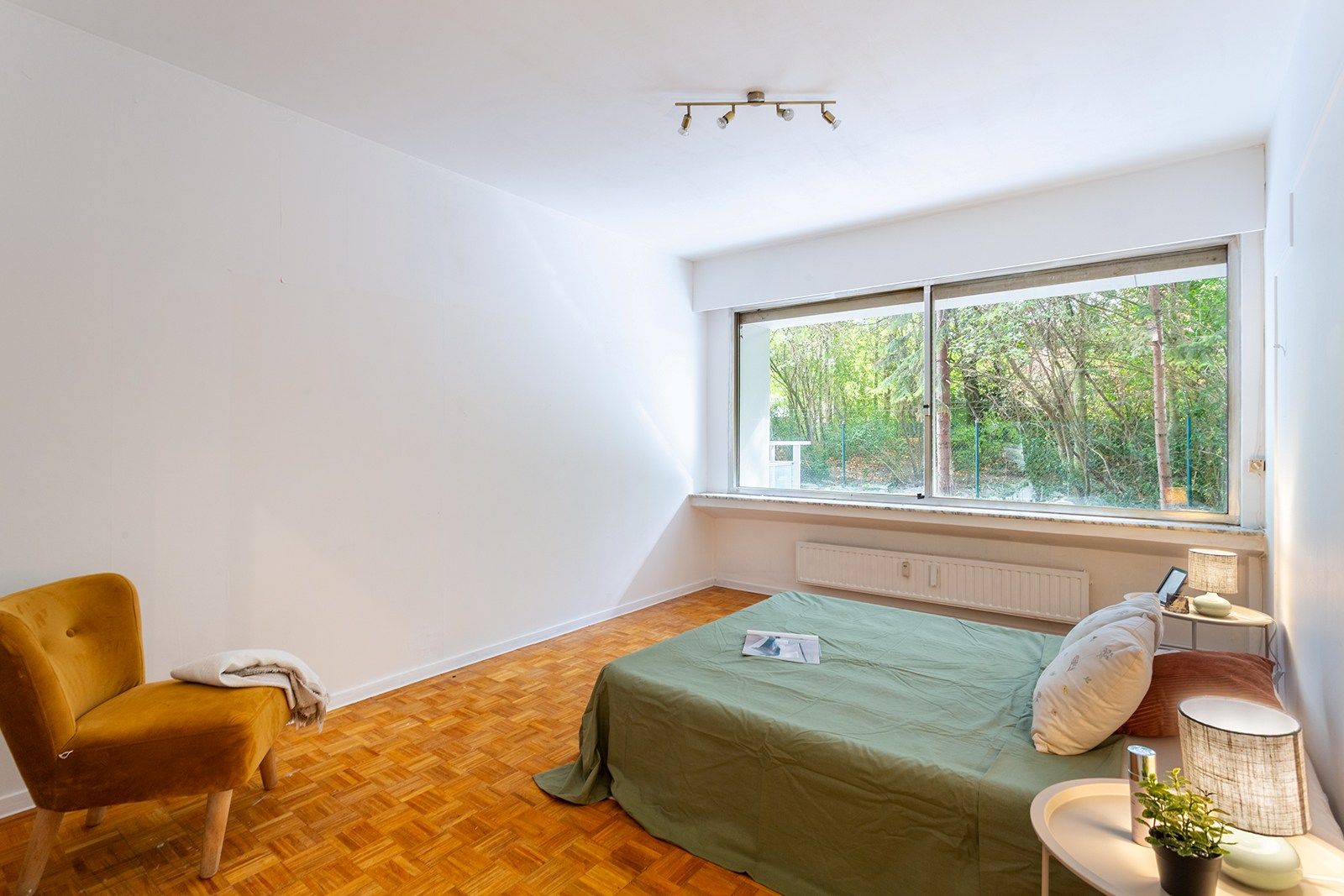 2 slaapkamer appartement met veel lichtinval foto 18