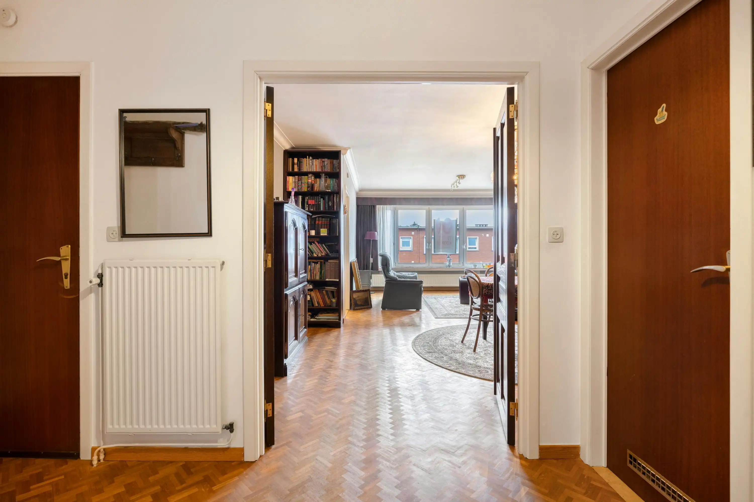 Appartement met 2 slaapkamers, garage en tuin in Deurne! foto 5