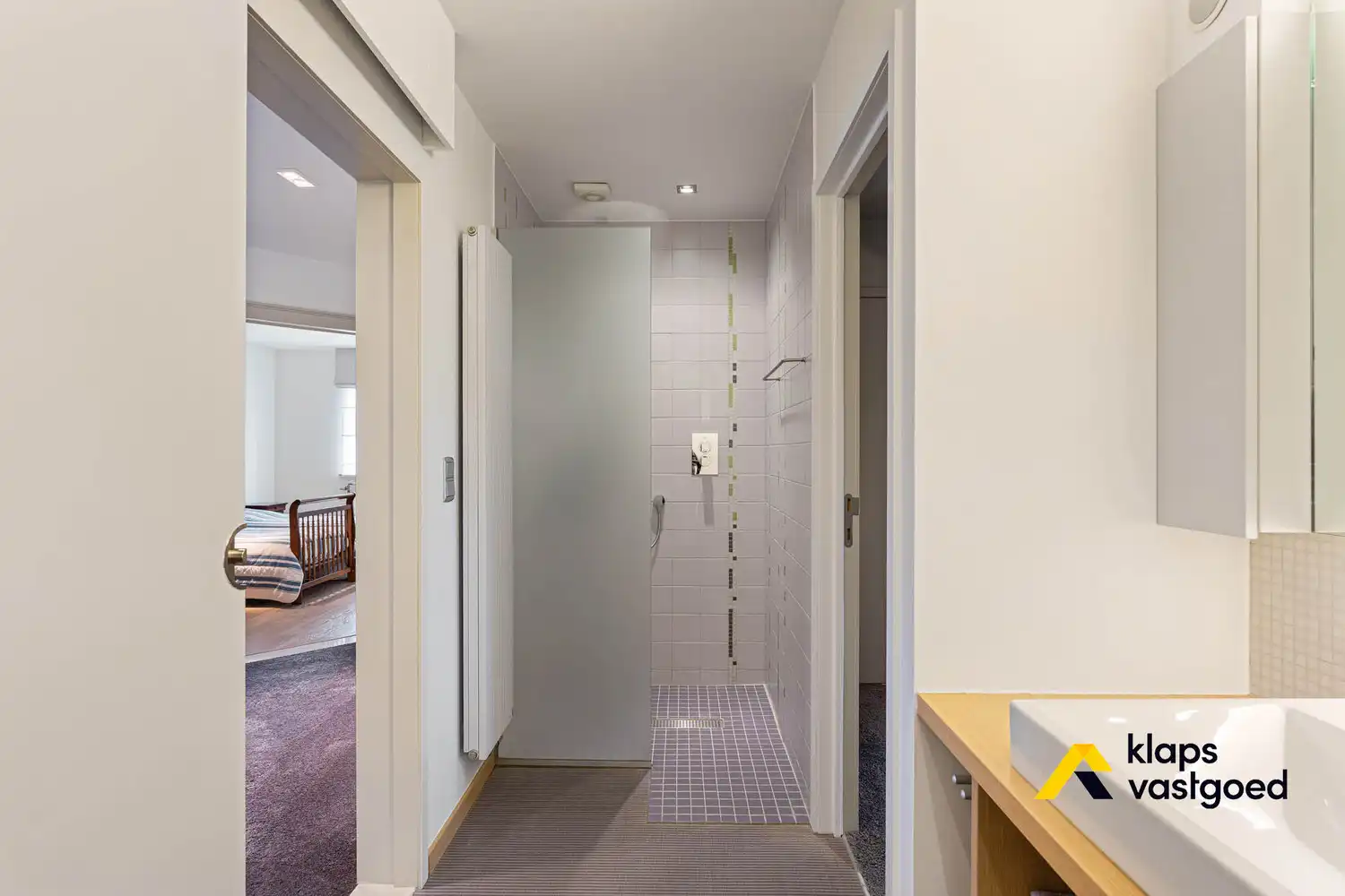 Uitzonderlijk mooie villa op 2.114 M2 in Kinrooi. foto 24