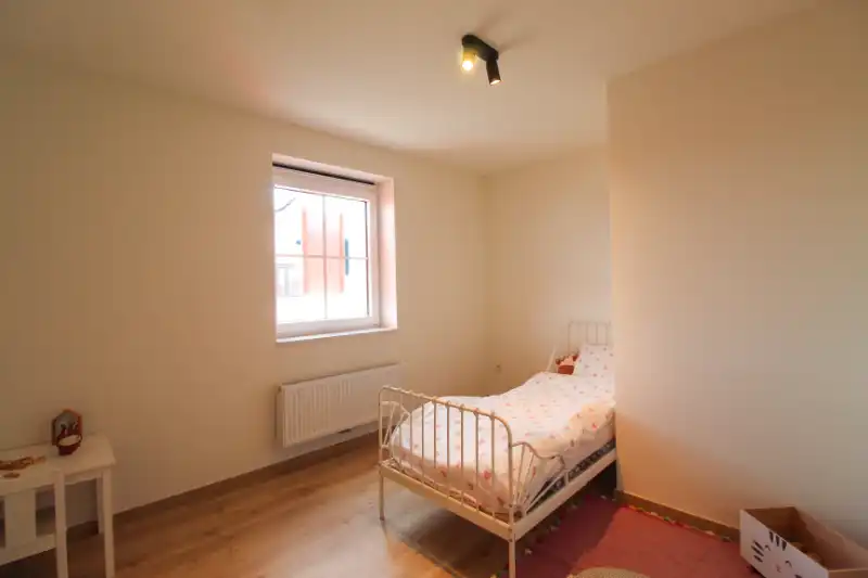 Ruime nieuwbouwwoning te Roeselare foto 10