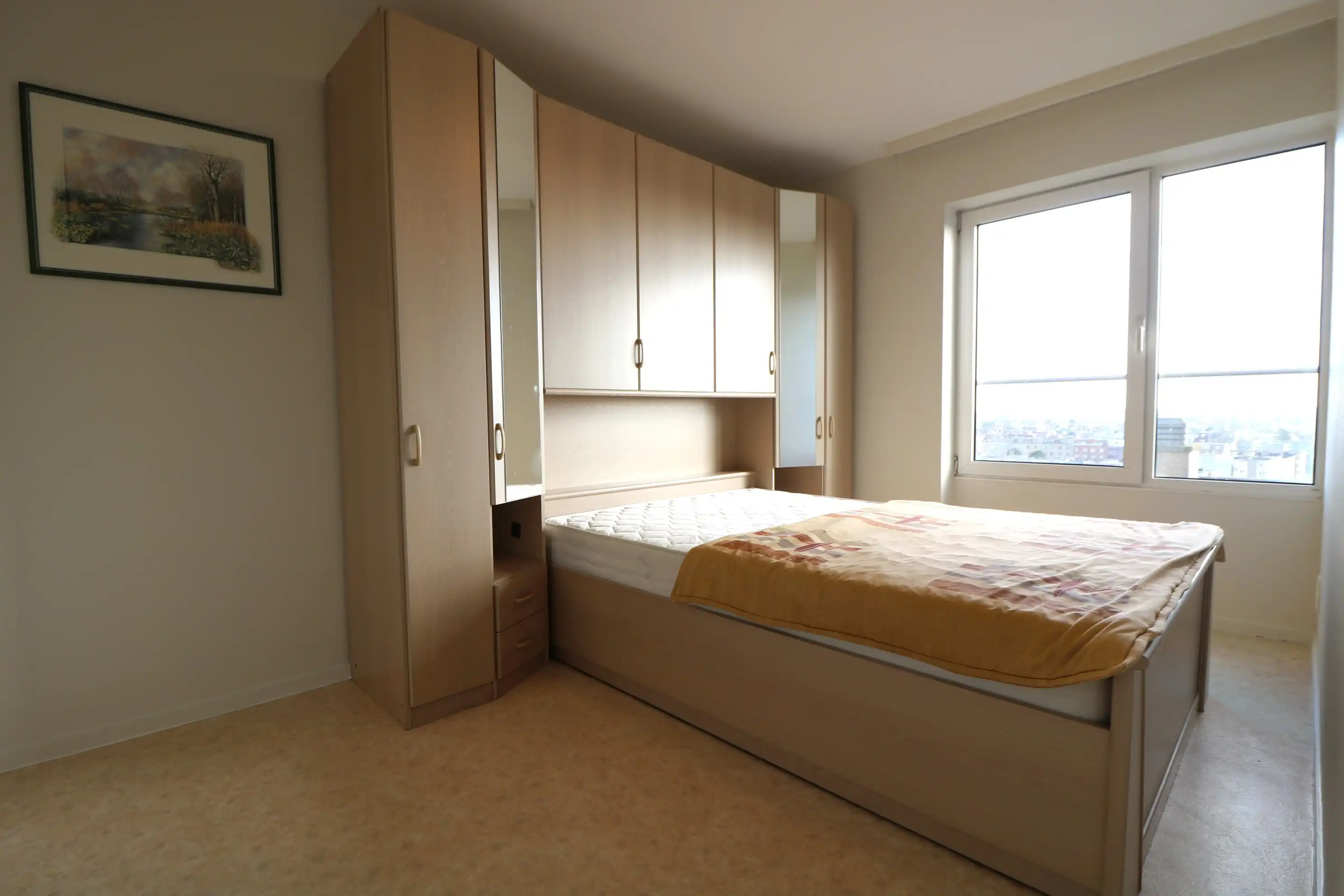 Instapklaar appartement met 2 zeer grote slaapkamers en prachtig frontaal zeezicht foto 9