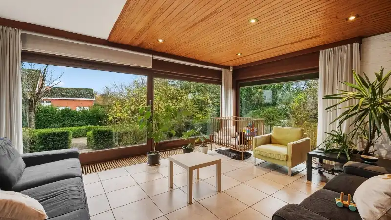 Villa van 285m² op 10a16ca met 5 slaapkamers foto 5