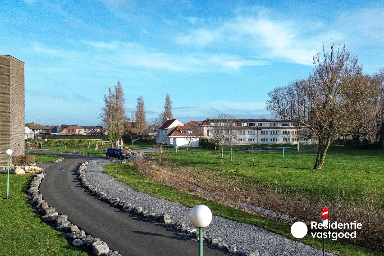 Gemeubeld éénslaapkamerappartement met terras in Park Atlantis te De Haan foto 12