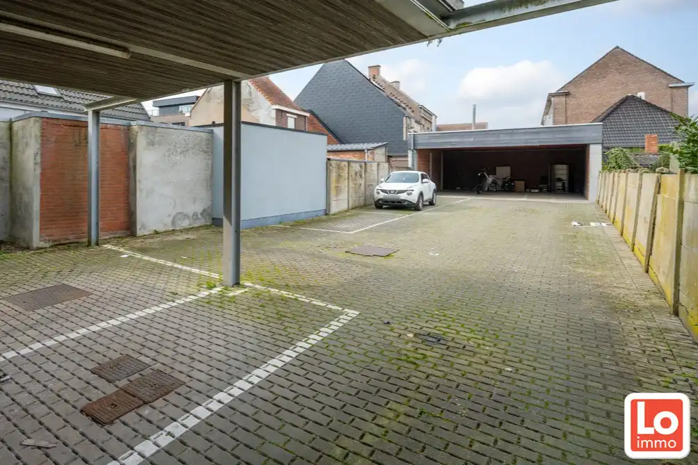 Mooi appartement met 2/3 slaapkamers, 2 badkamers en overdekte autostaanplaats in Centrum Lochristi foto 13