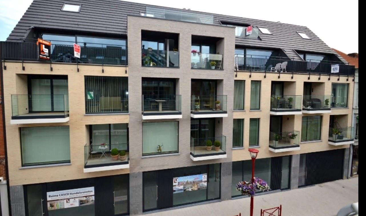 CASCO NIEUWBOUW HANDELSGELIJKVLOERS NAAST HANS ANDERS foto 3