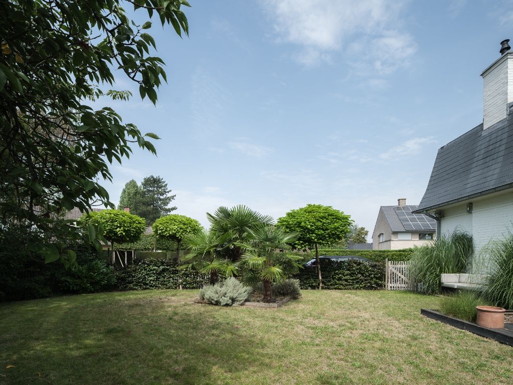 Charmante Franse villa met 3 slaapkamers op een zuidgericht perceel (1.160 m²) in een residentiële wijk te Mariakerke. foto 27