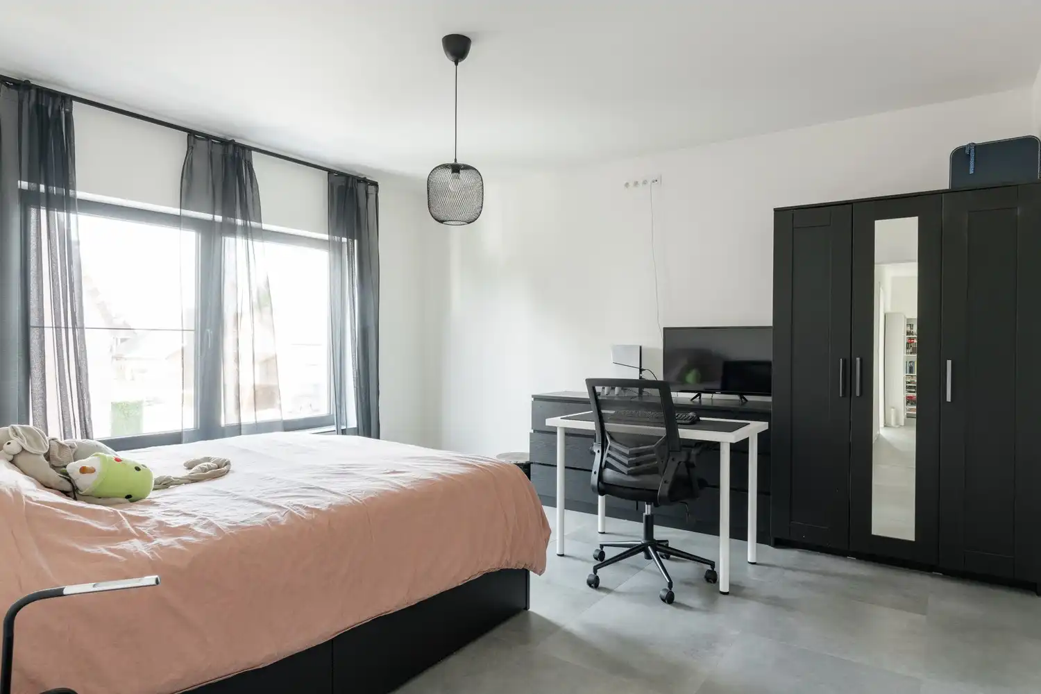 Moderne architecturale woning (2022) met 3 slaapkamers, bureau, kelder en ruime tuin te Pelt foto 26