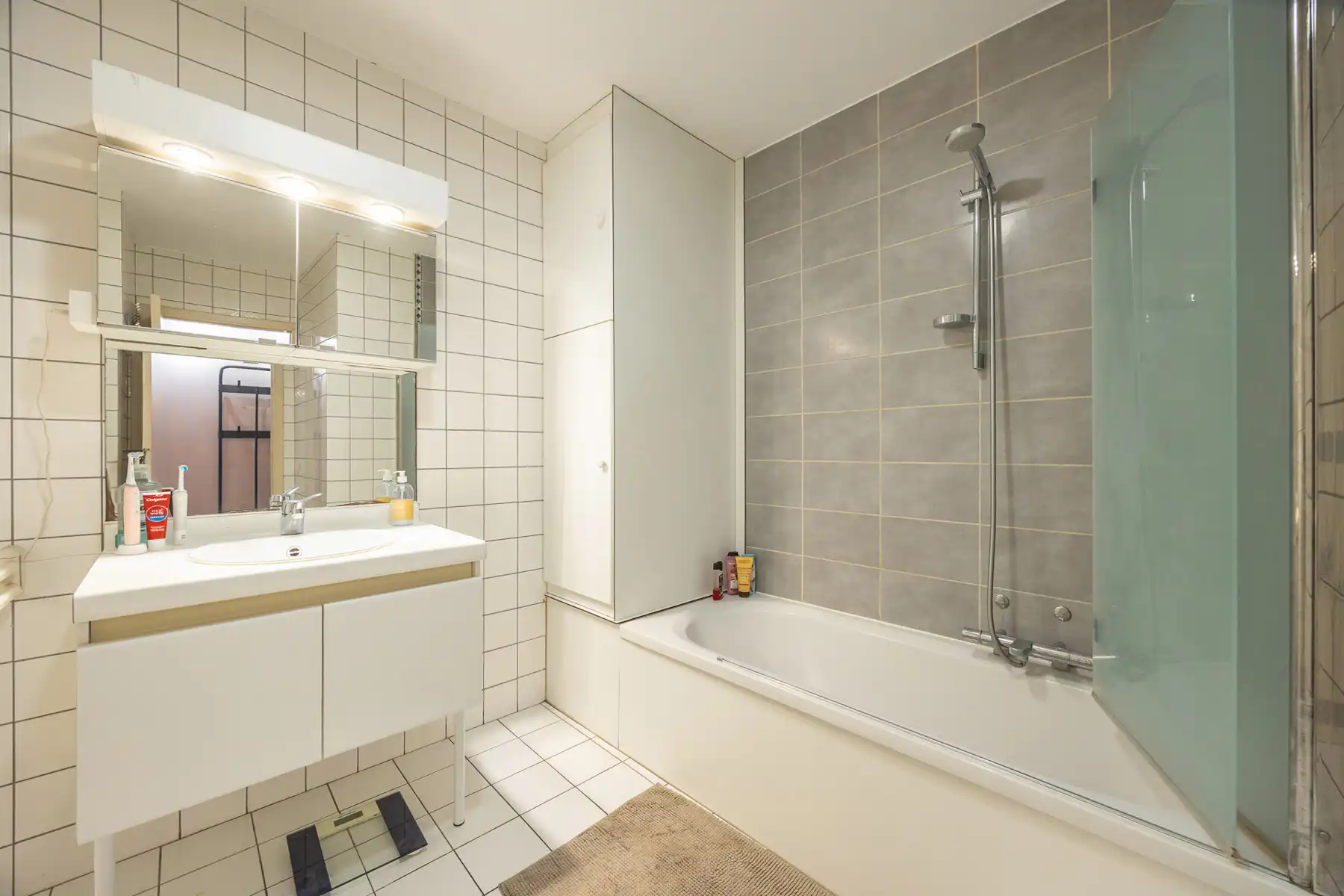 Volledig instapklaar appartement in aangename woonwijk Reet foto 13