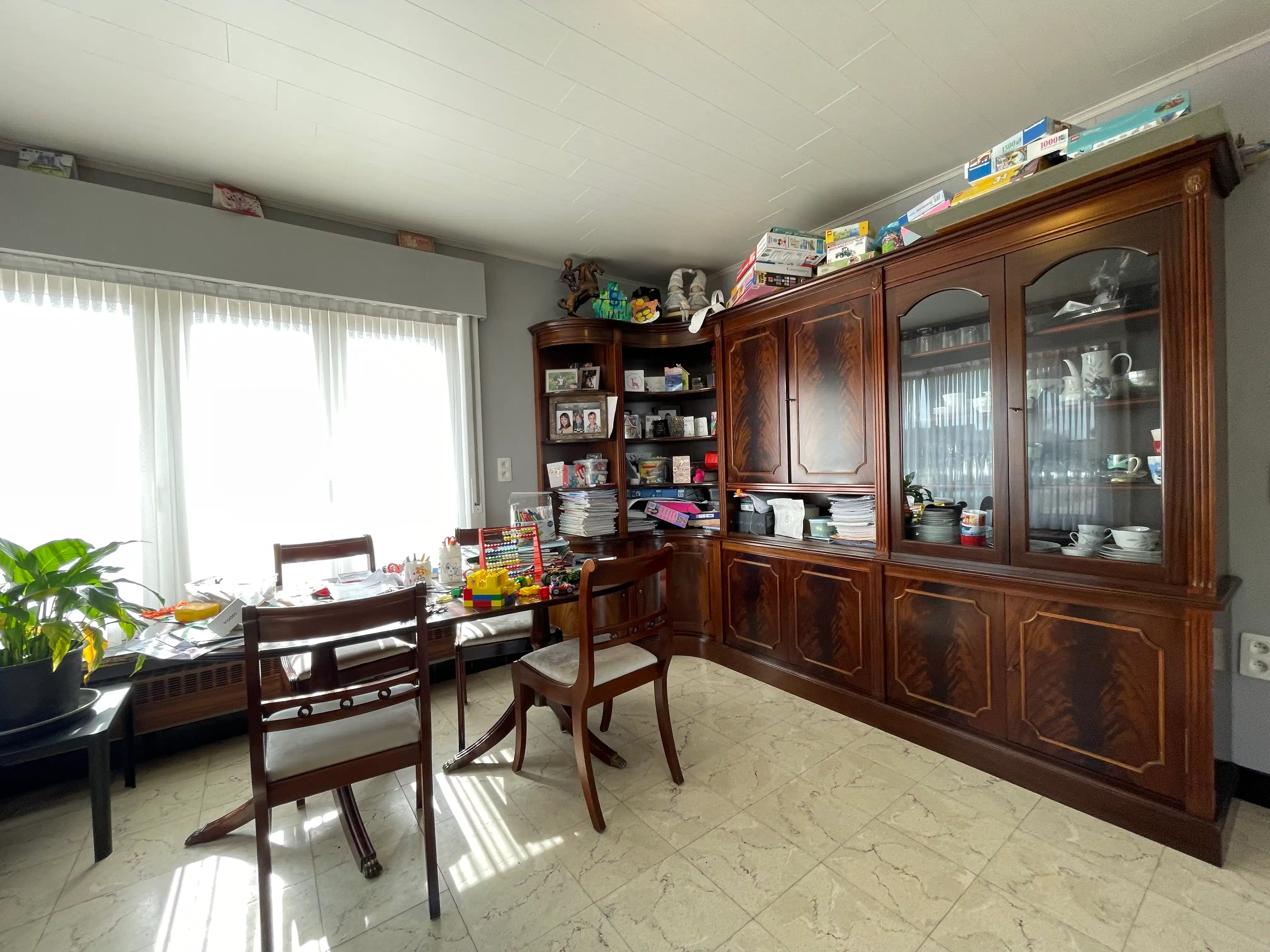 Ruime halfopen bebouwing met 3 slaapkamers, tuin en garage foto 5