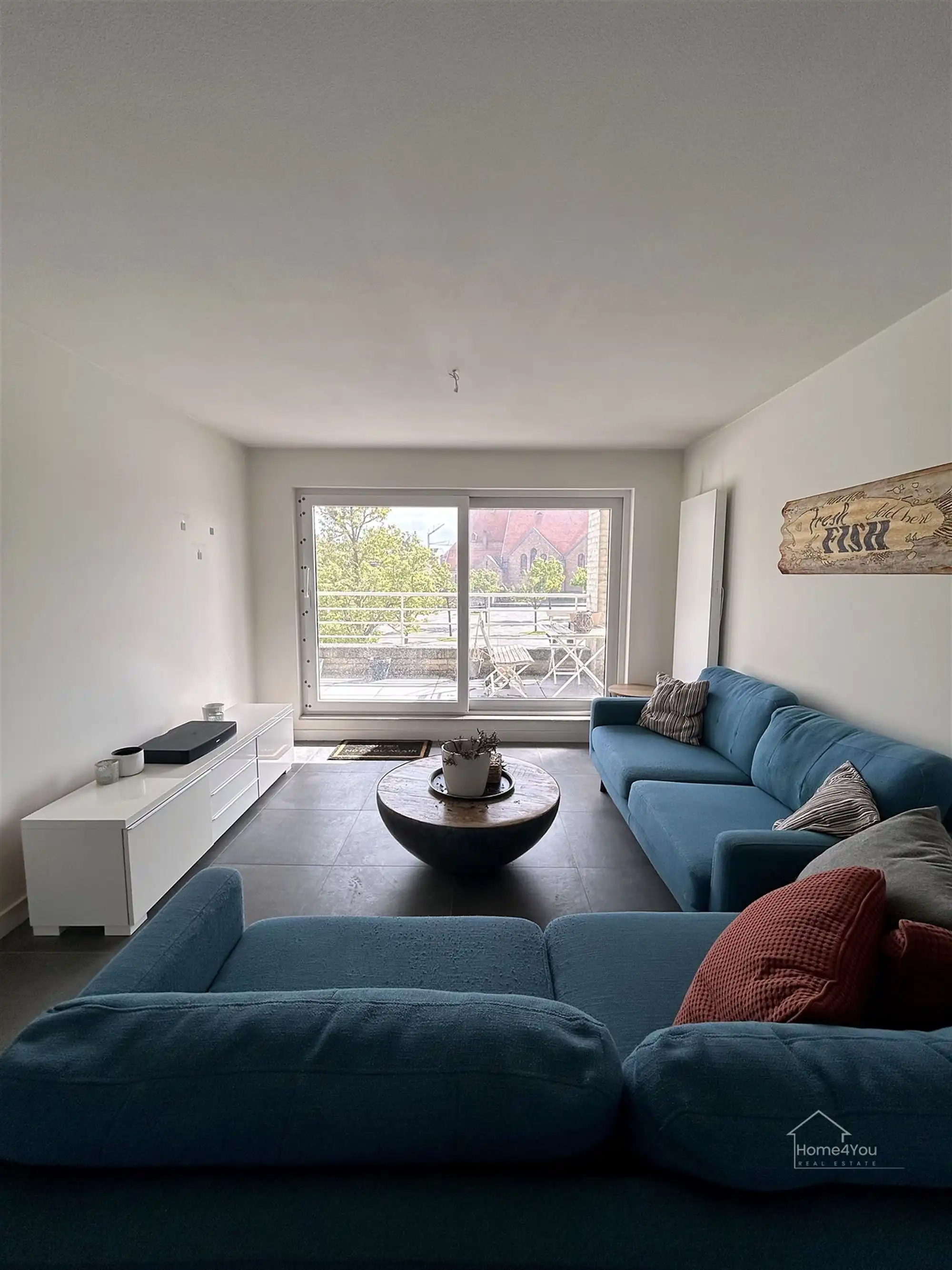 Bemeubeld duplexappartement in hartje Oostende te huur! foto {{pictureIndex}}