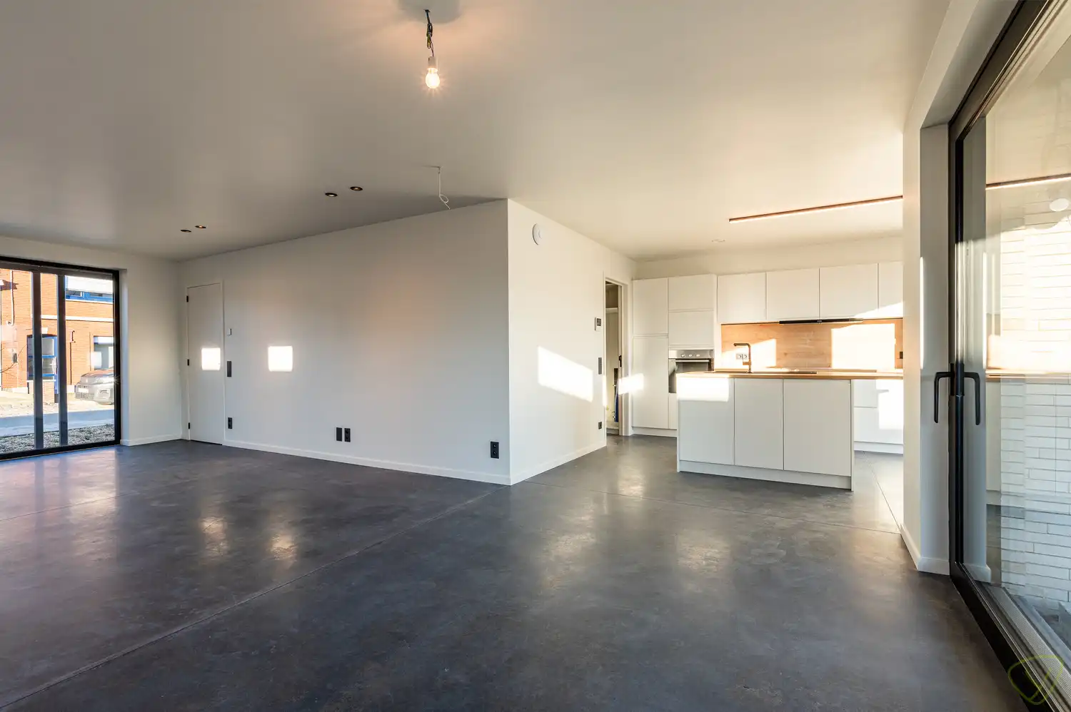 Uitzonderlijke woning te huur te Maldegem met een superieure afwerking. foto 4