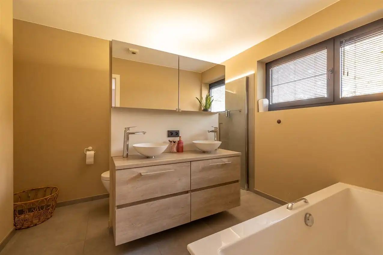 Penthouse met 3 slpk., riant terras, autostaanplaats en kelderberging foto 16