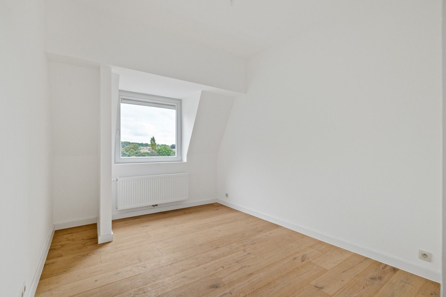 Prachtig gerenoveerd appartement met 2 slaapkamers in rustige straat te koop te Antwerpen foto 9