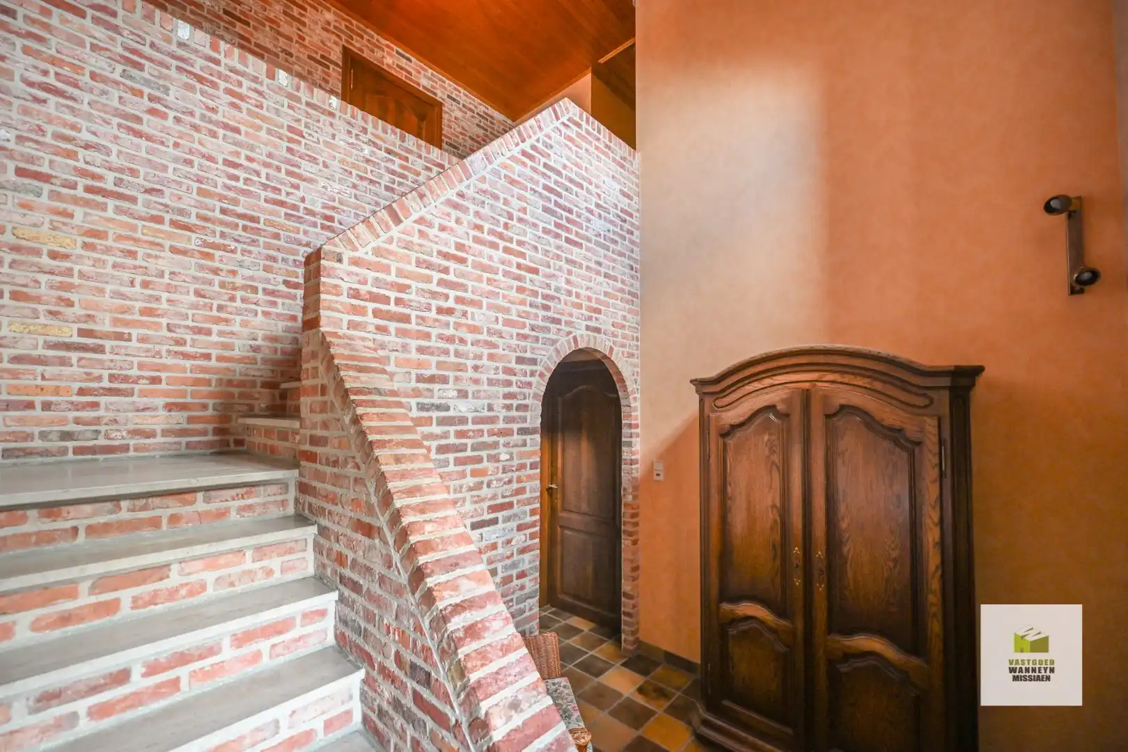 Ruime bedrijfswoning  op perceel van 2.519m2 en mogelijkheid tot bouwen loods foto 18