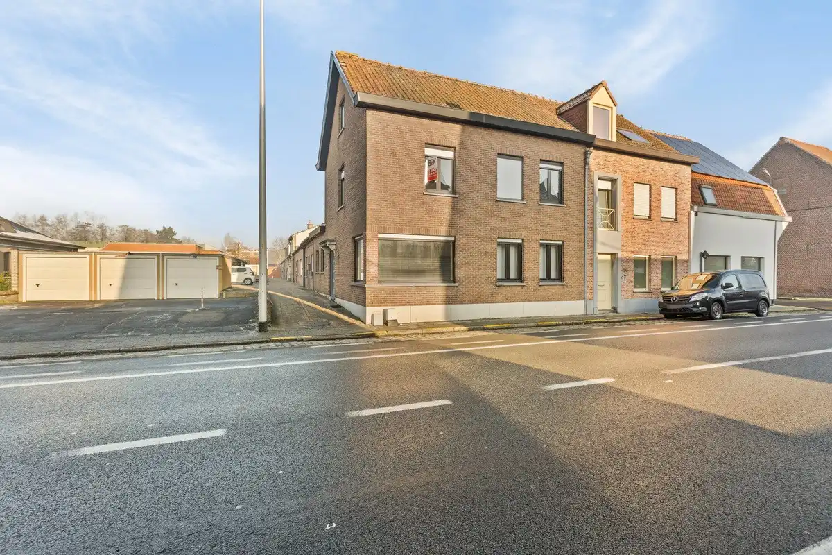 Ruime woning met 3 slaapkamers! foto 10