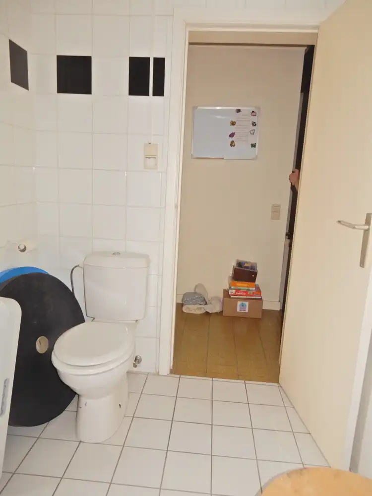 Halfopen woning met garage te Meulebeke. foto 15