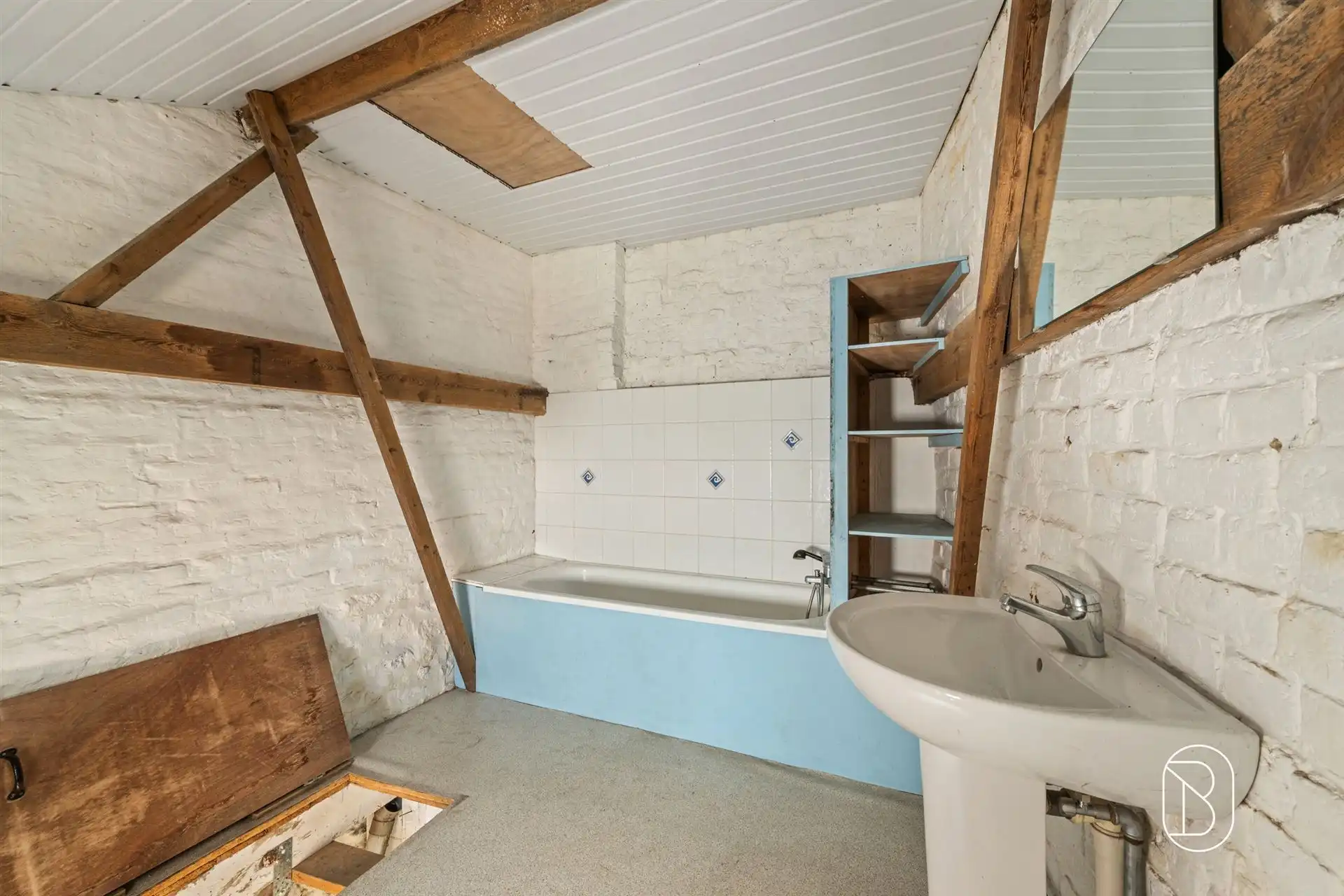 Te renoveren woning vlakbij het centrum van Lessines foto 9