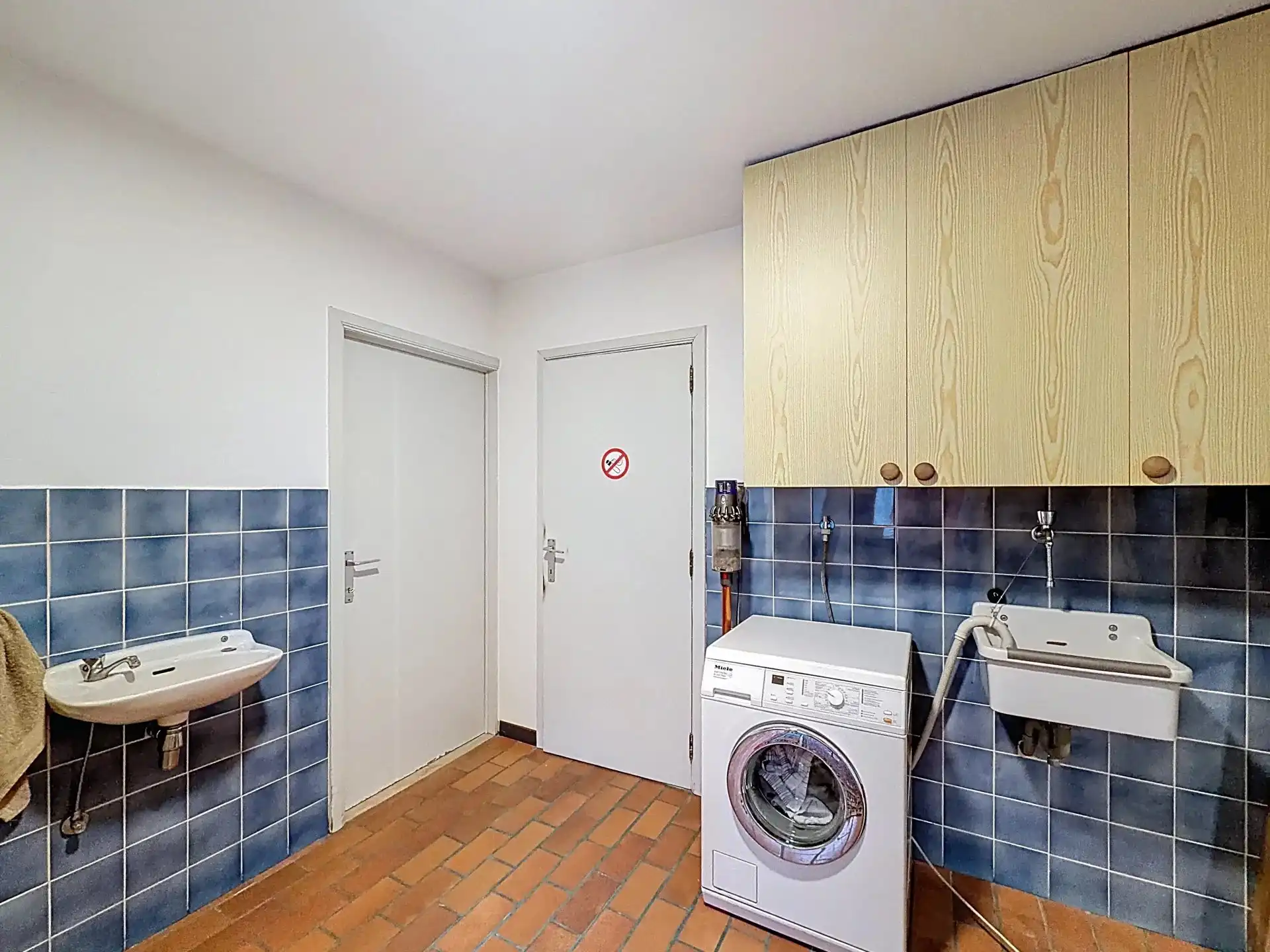 Op te frissen woning met 4 slaapkamers op een groot perceel. foto 15