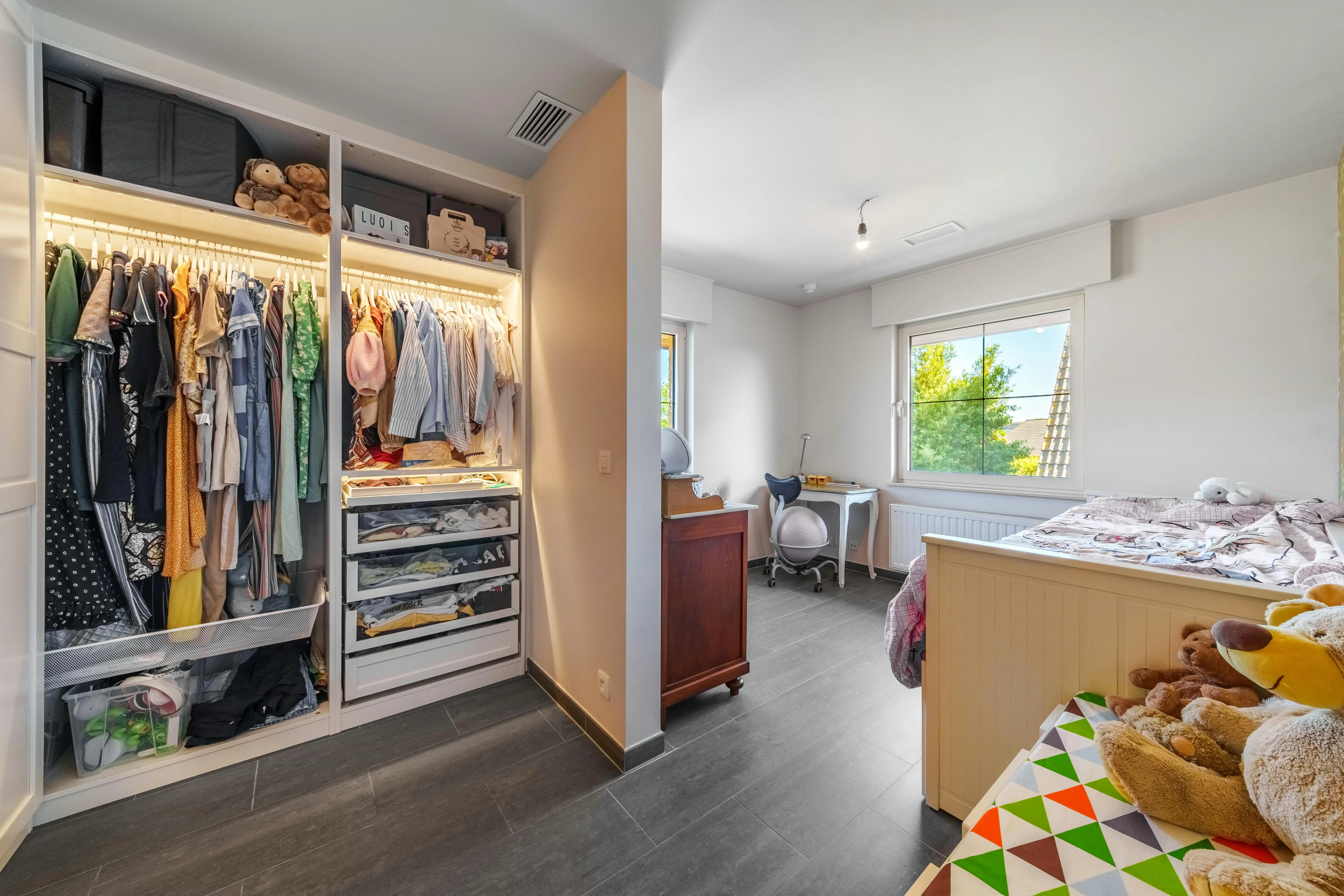 Uitstekend onderhouden villa te koop in Proones foto 32