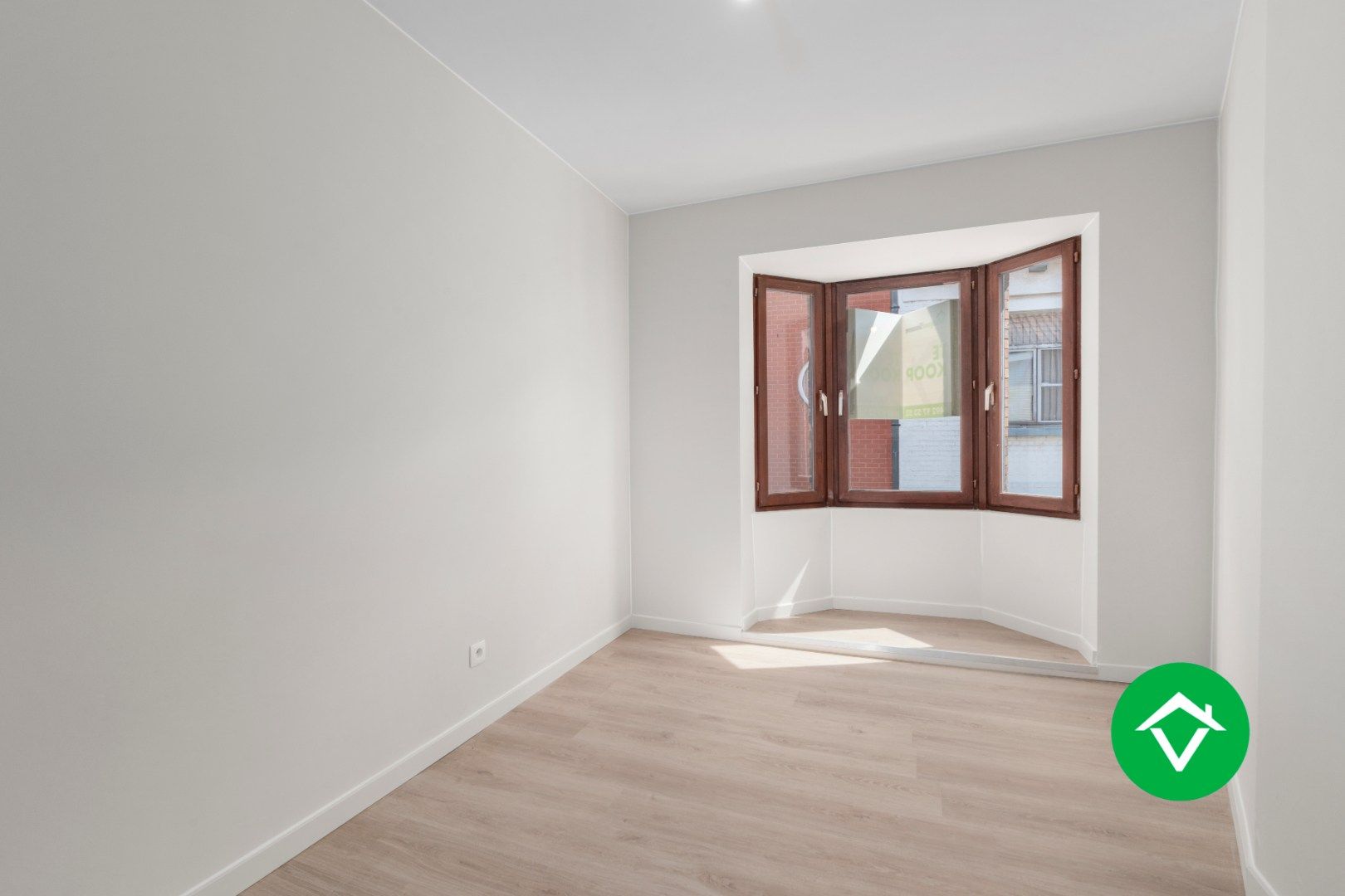 Instapklare rijwoning in hartje Gistel – gerenoveerd in 2025 foto 15