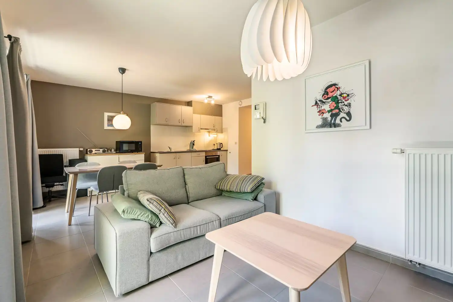 Instapklaar 1-slaapkamerappartement met terras en ondergrondse staanplaats foto 4