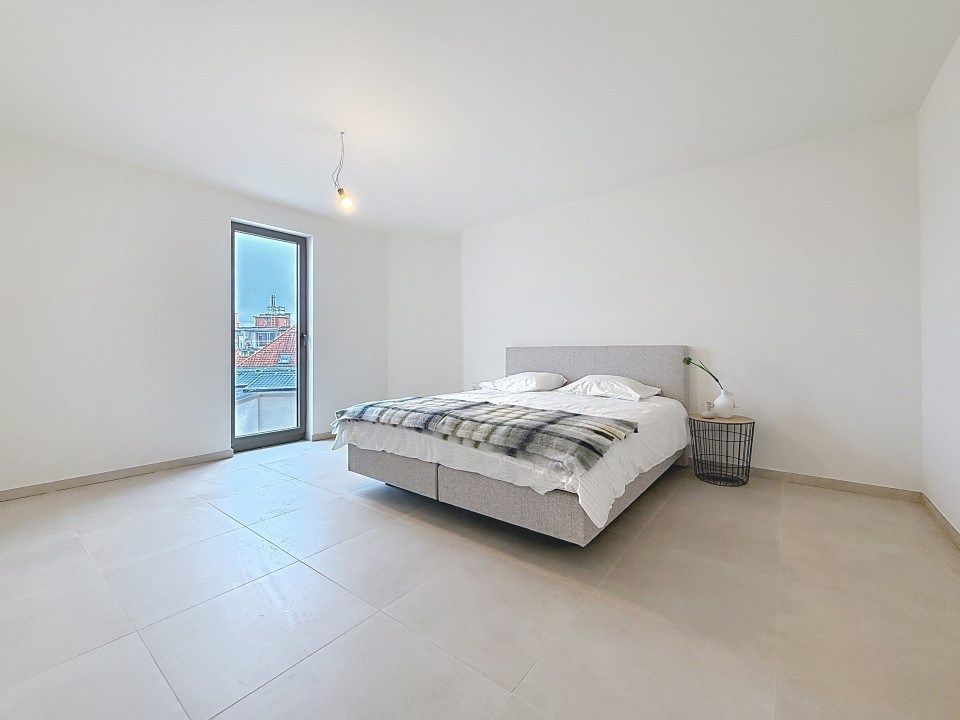 Modern en energiezuinig appartement op toplocatie in Roeselare foto 4
