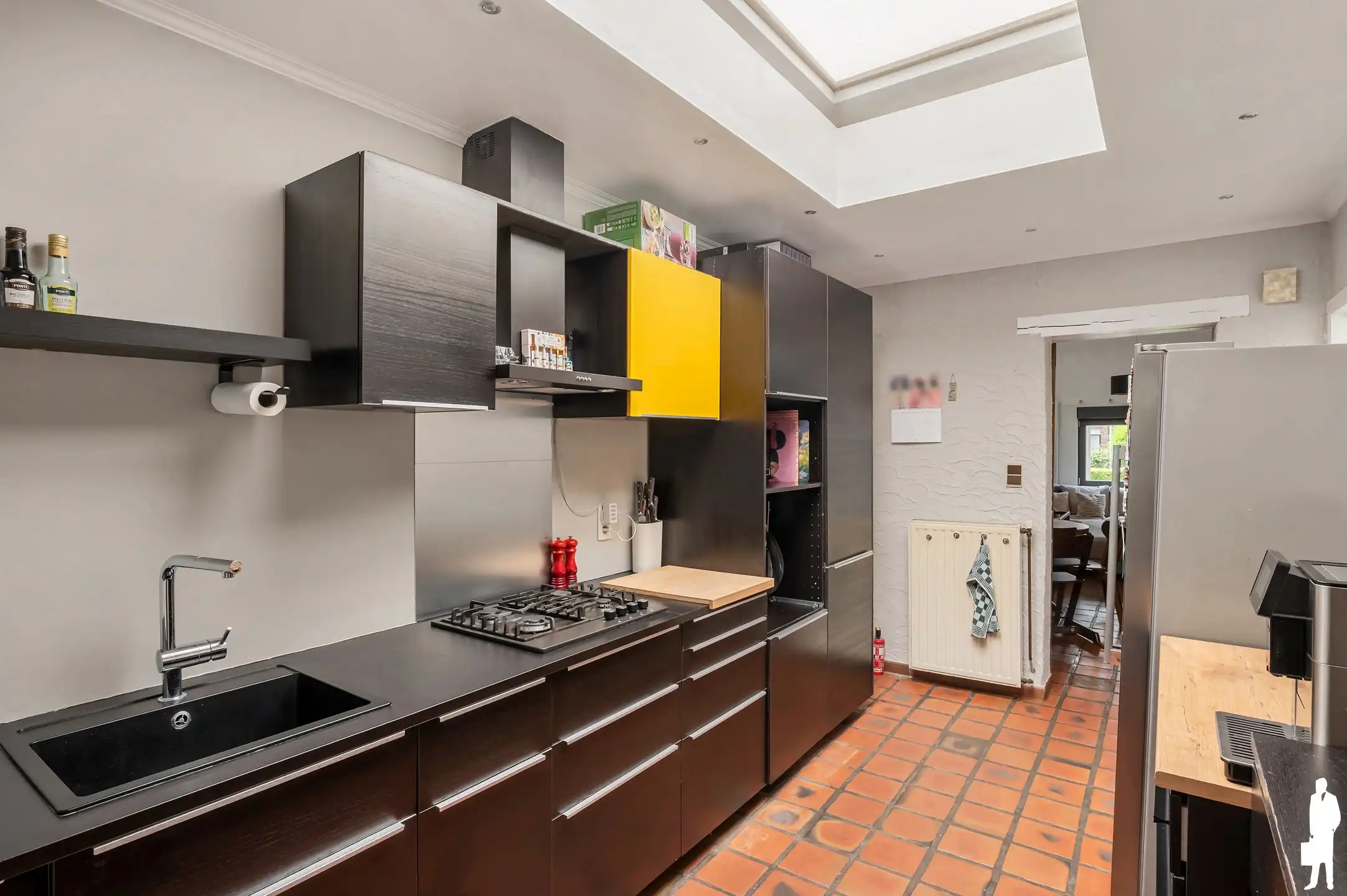 Zeer goed onderhouden woning, nabij het centrum van Ekeren! foto 5