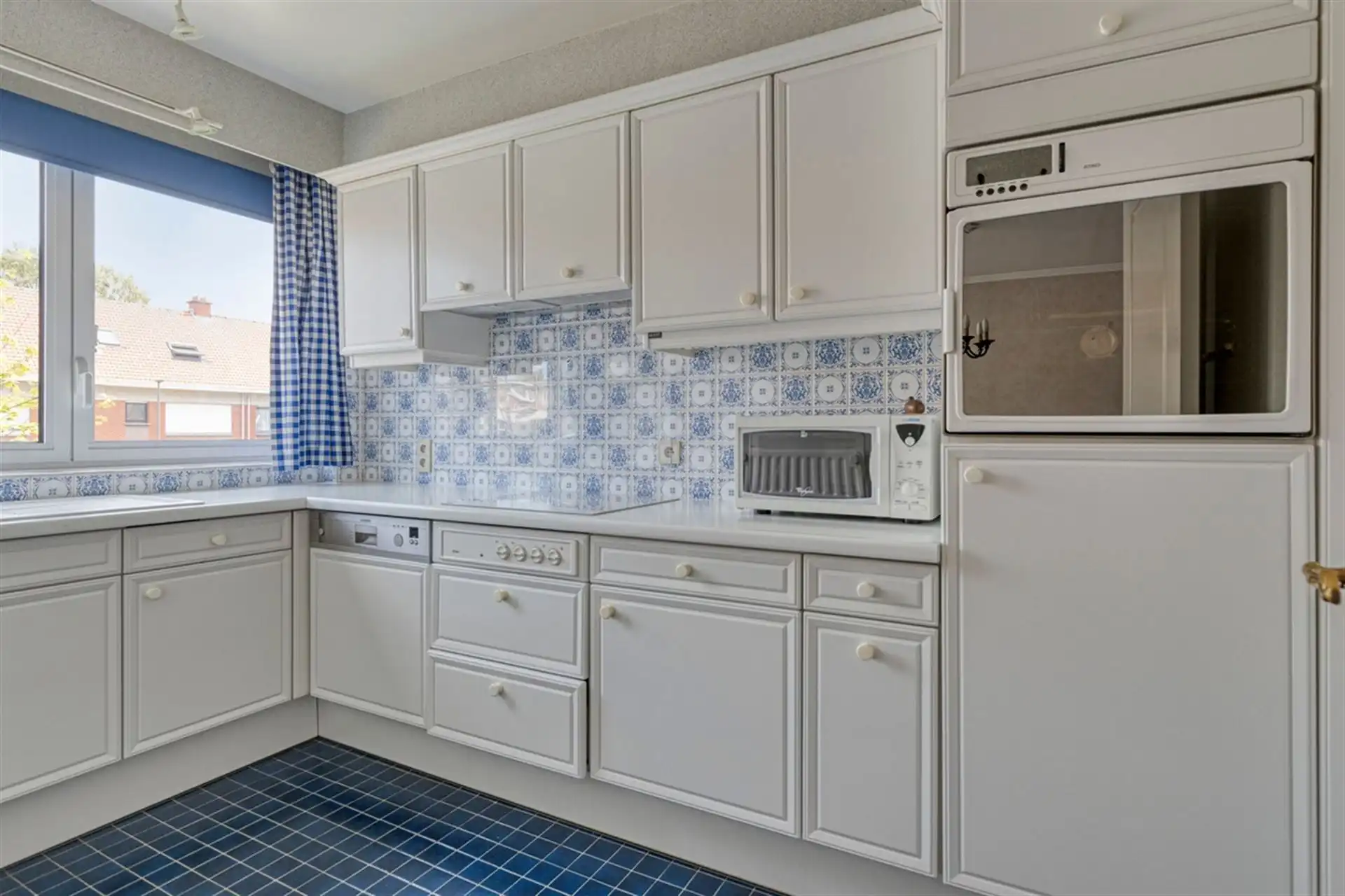 Ruime, instapklare woning met 4 slpks en lage EPC score! foto 7